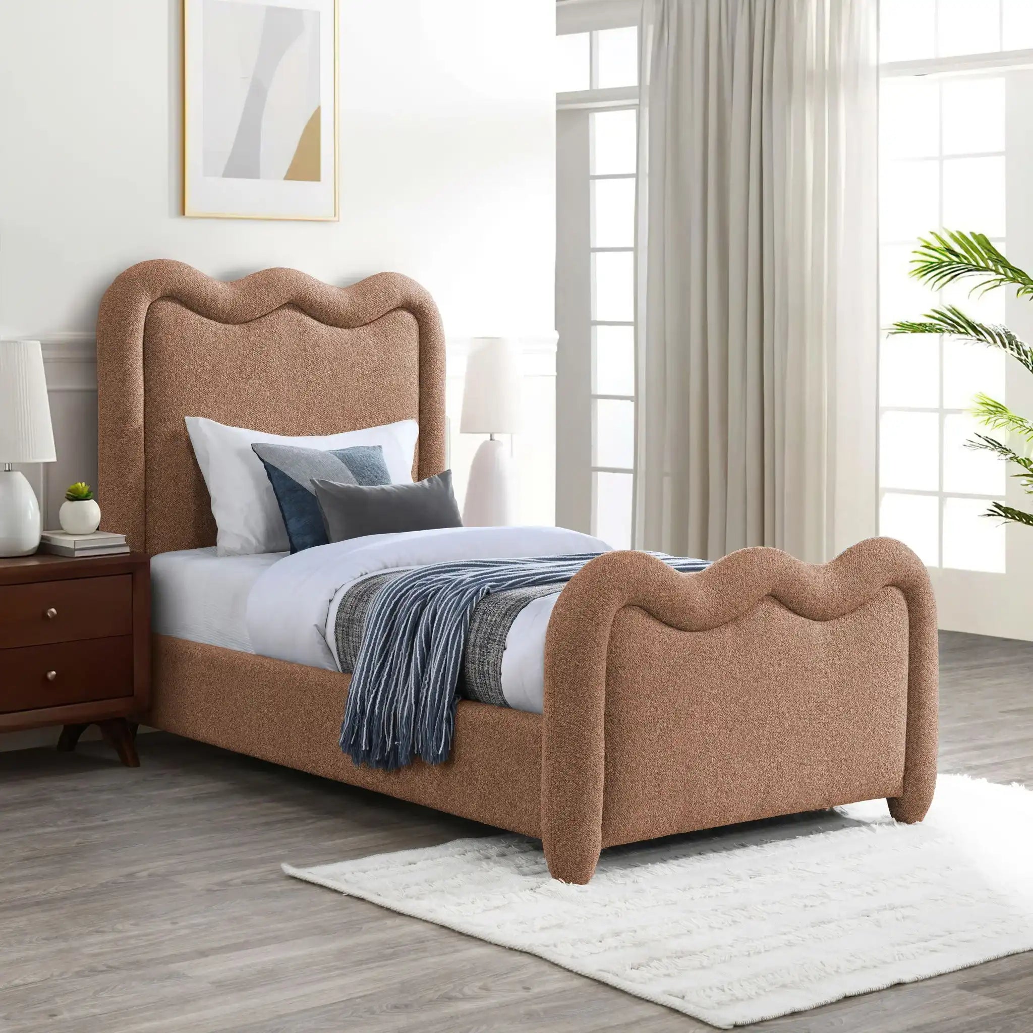 Gavin - Bed