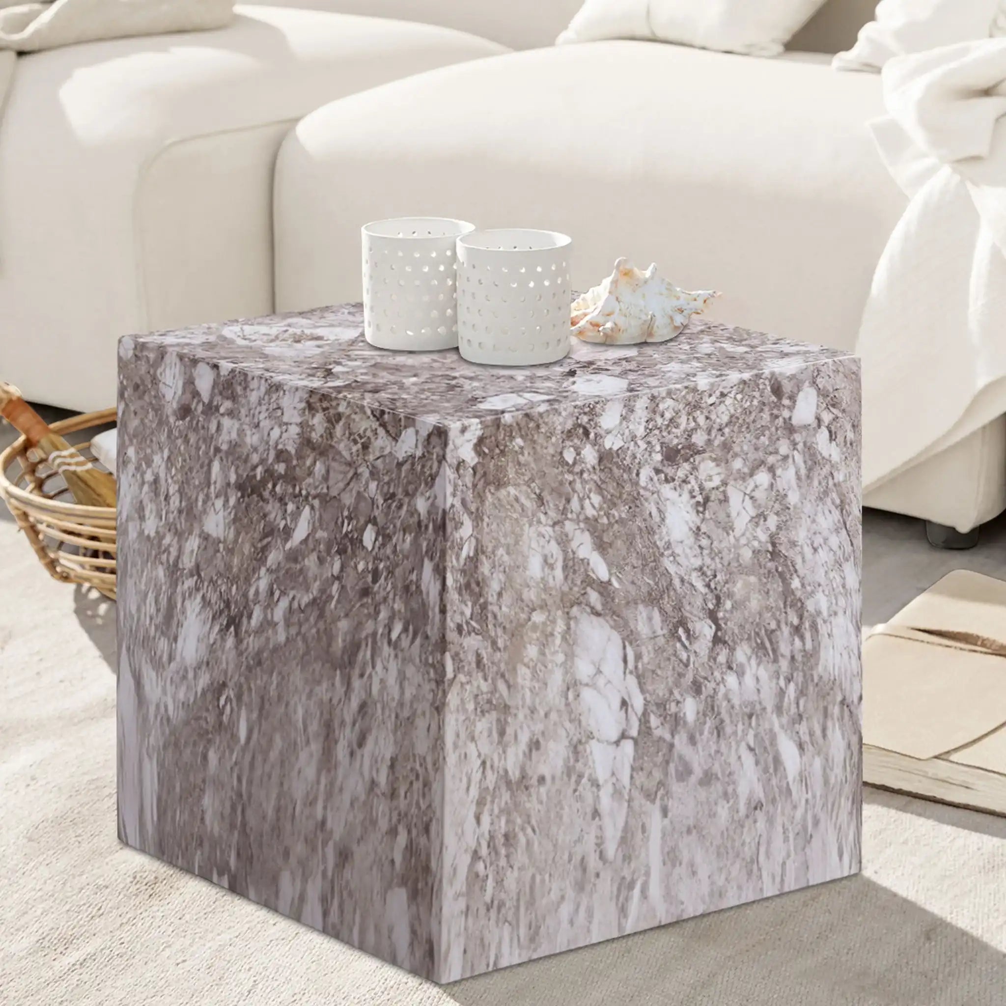 Piazza - Table
