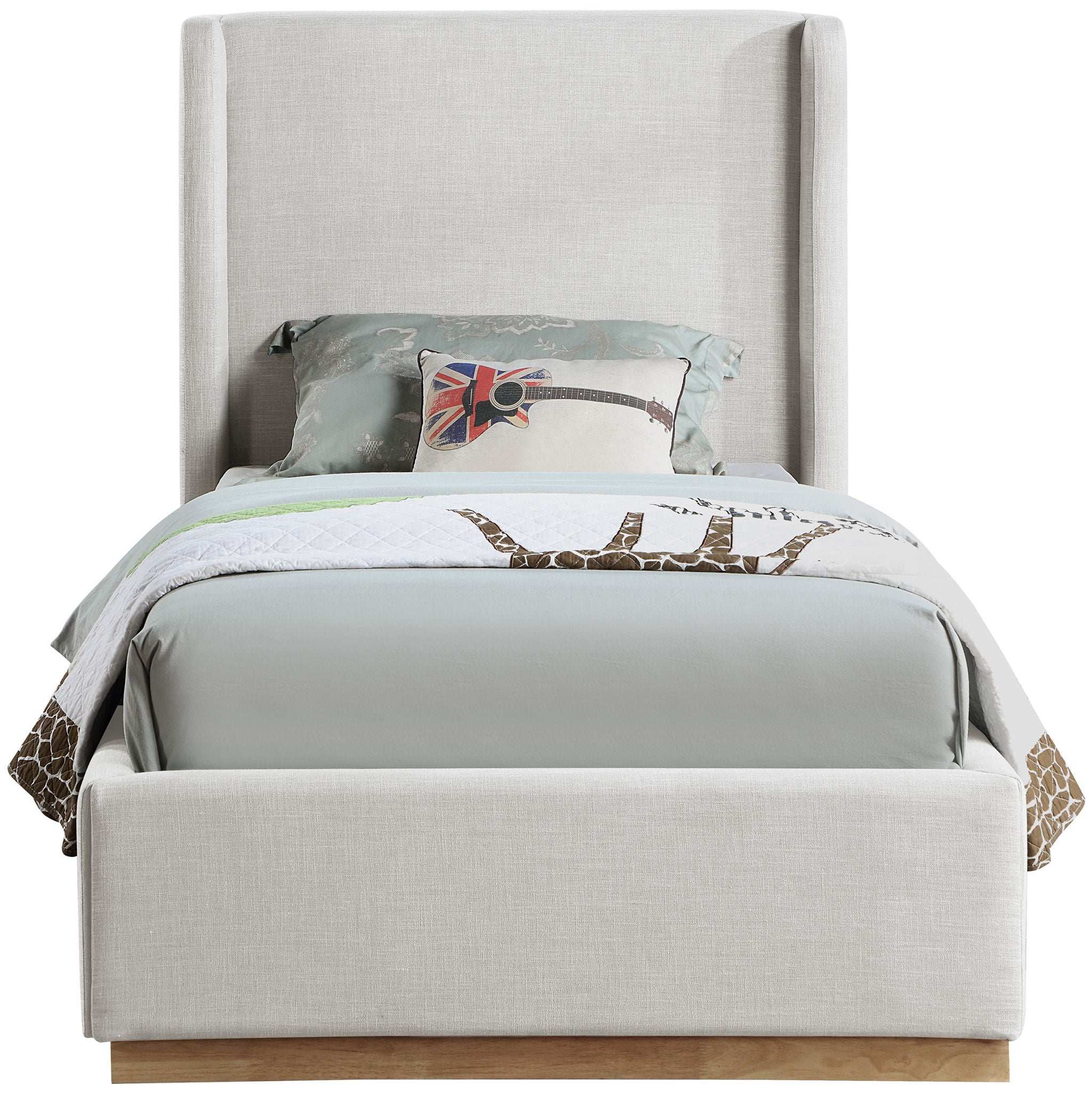 Flynn - Bed