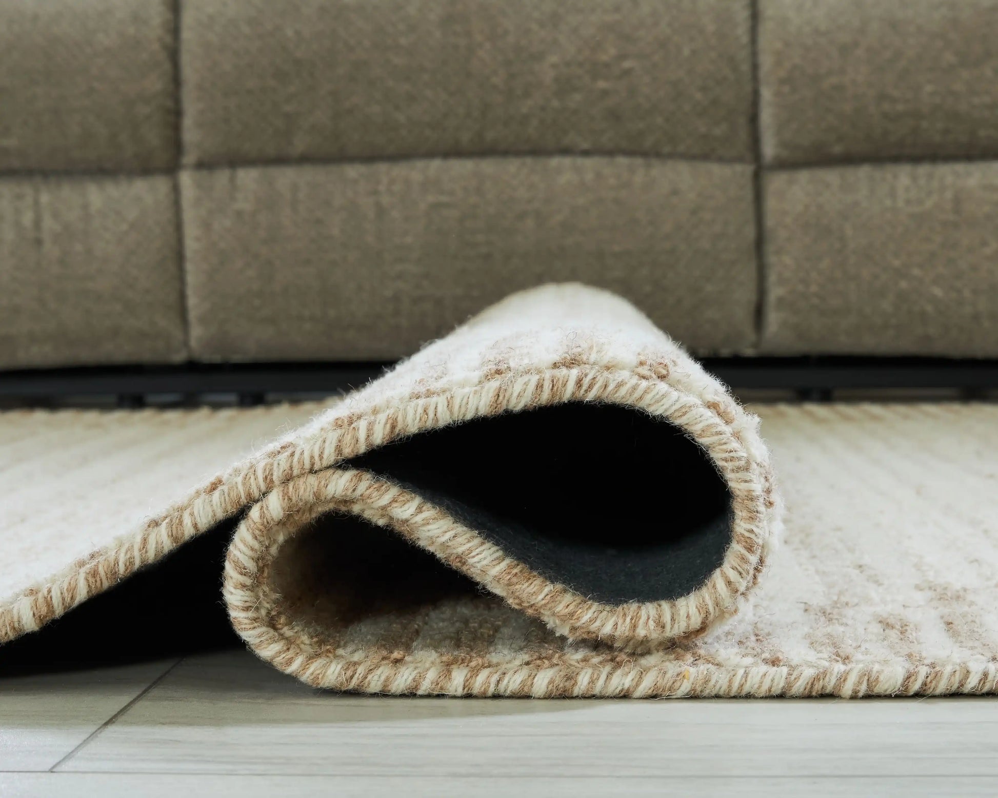 Emorymore - Rug - Best Buy Furniture