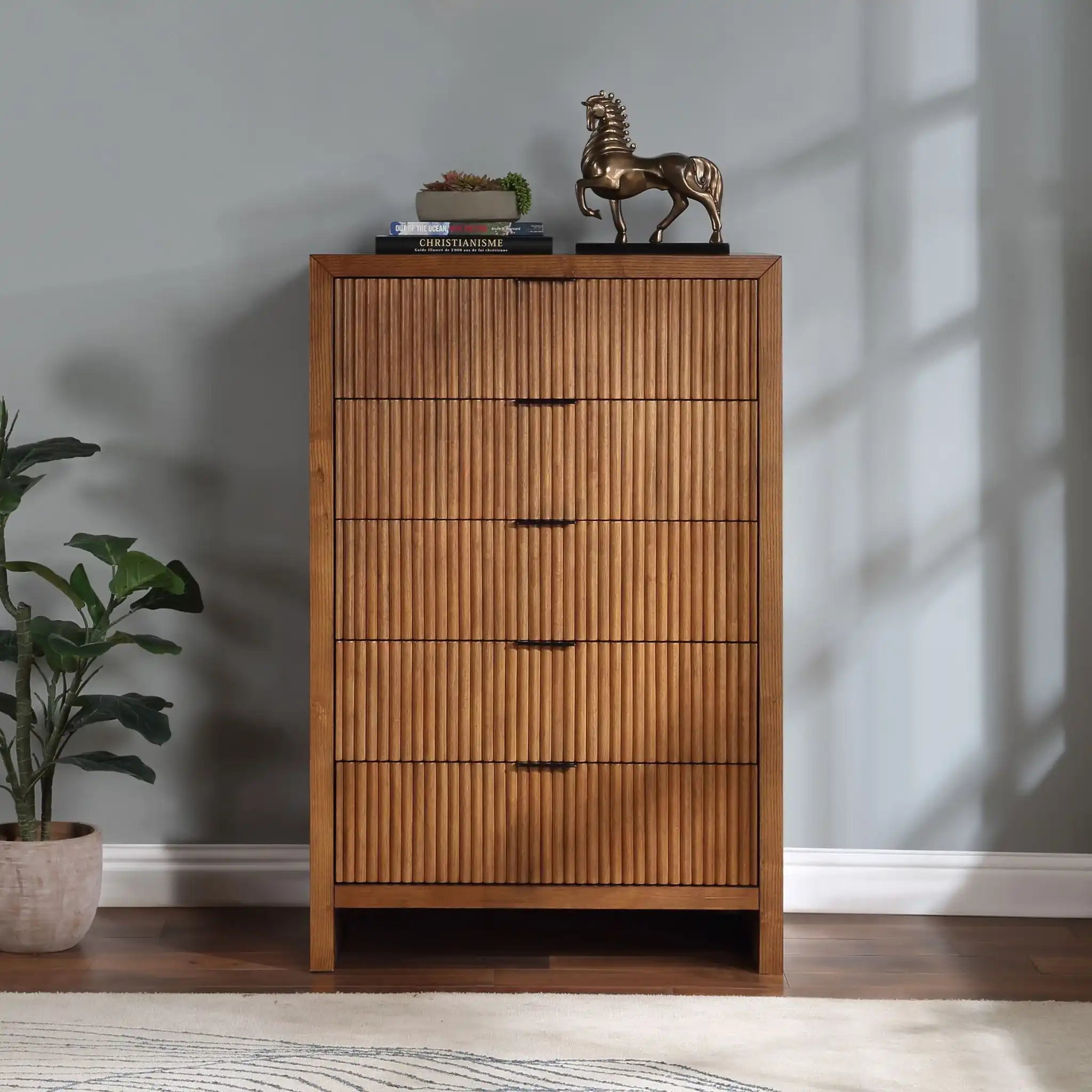 Fairfax - Chest