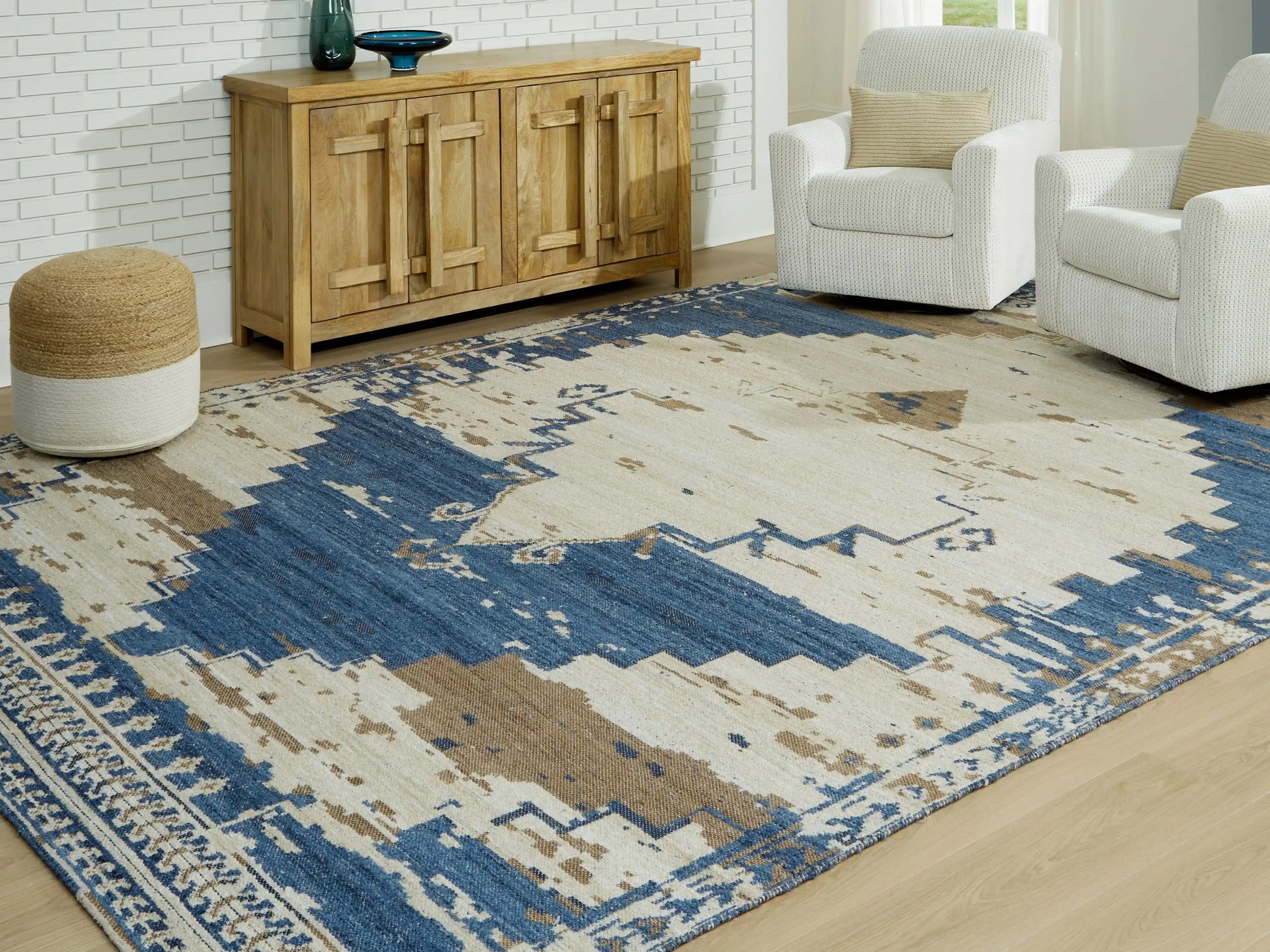 Varnler - Rug - Best Buy Furniture