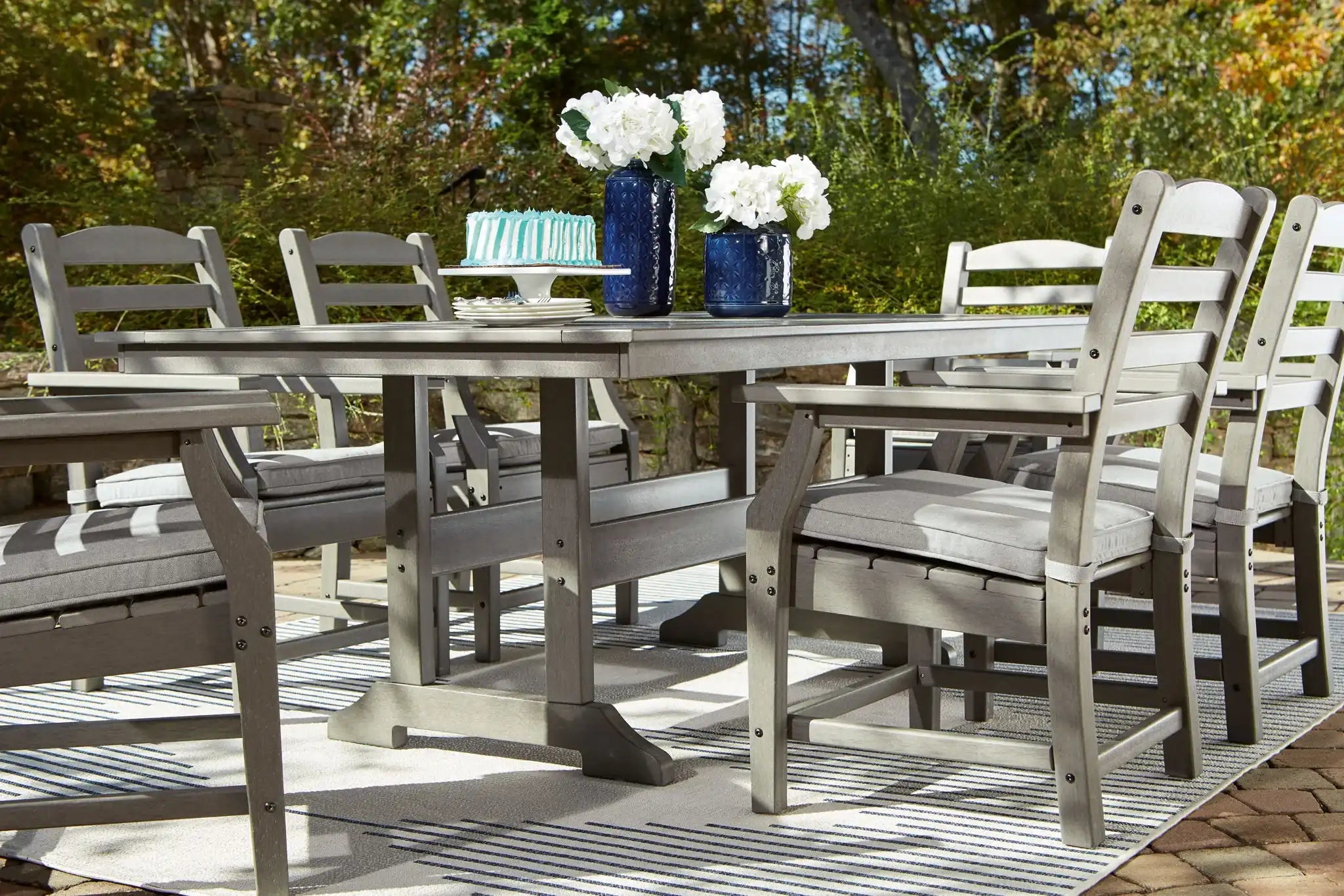 Visola - 7 Pc. - Dining Set with 6 Chairs - Gray - Best Buy Furniture