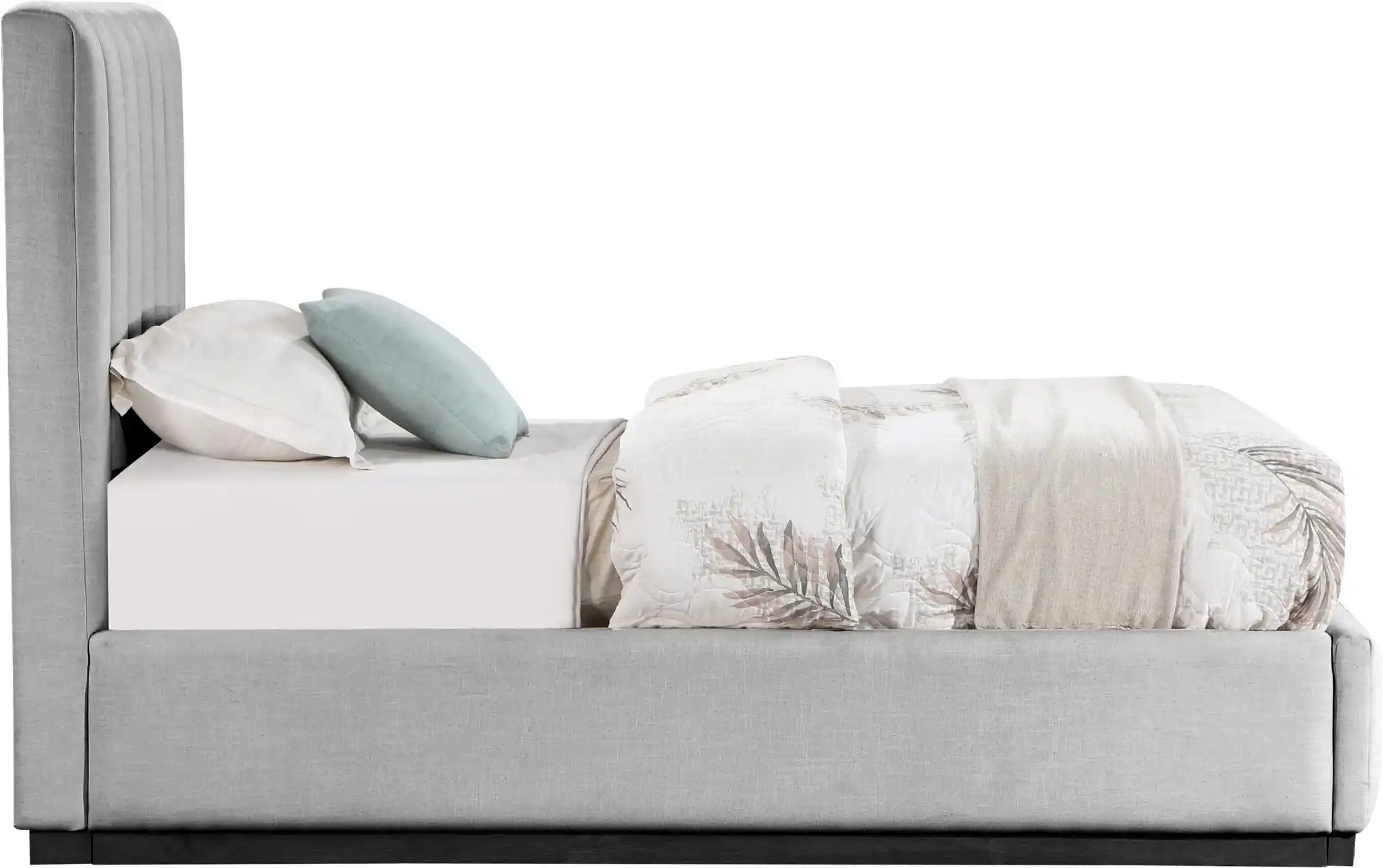 Lucia - Bed