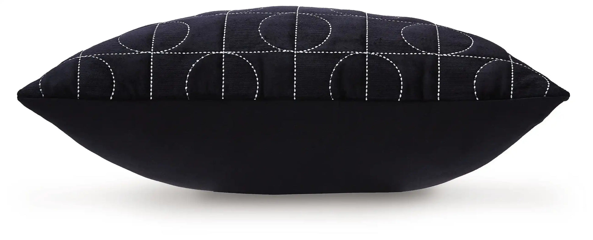 Kydner - Pillow - Best Buy Furniture
