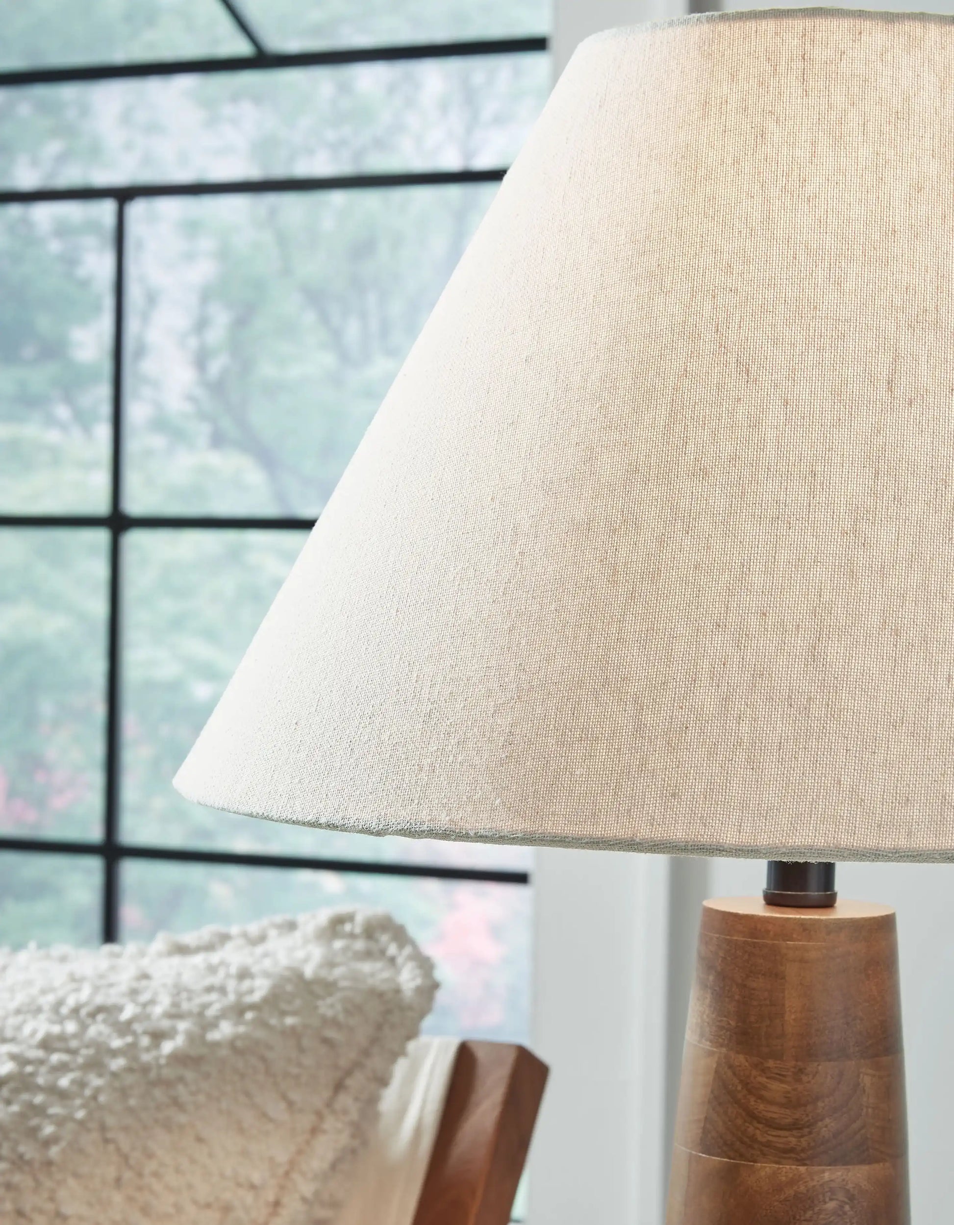 Danset - Wood Lamp - Best Buy Furniture