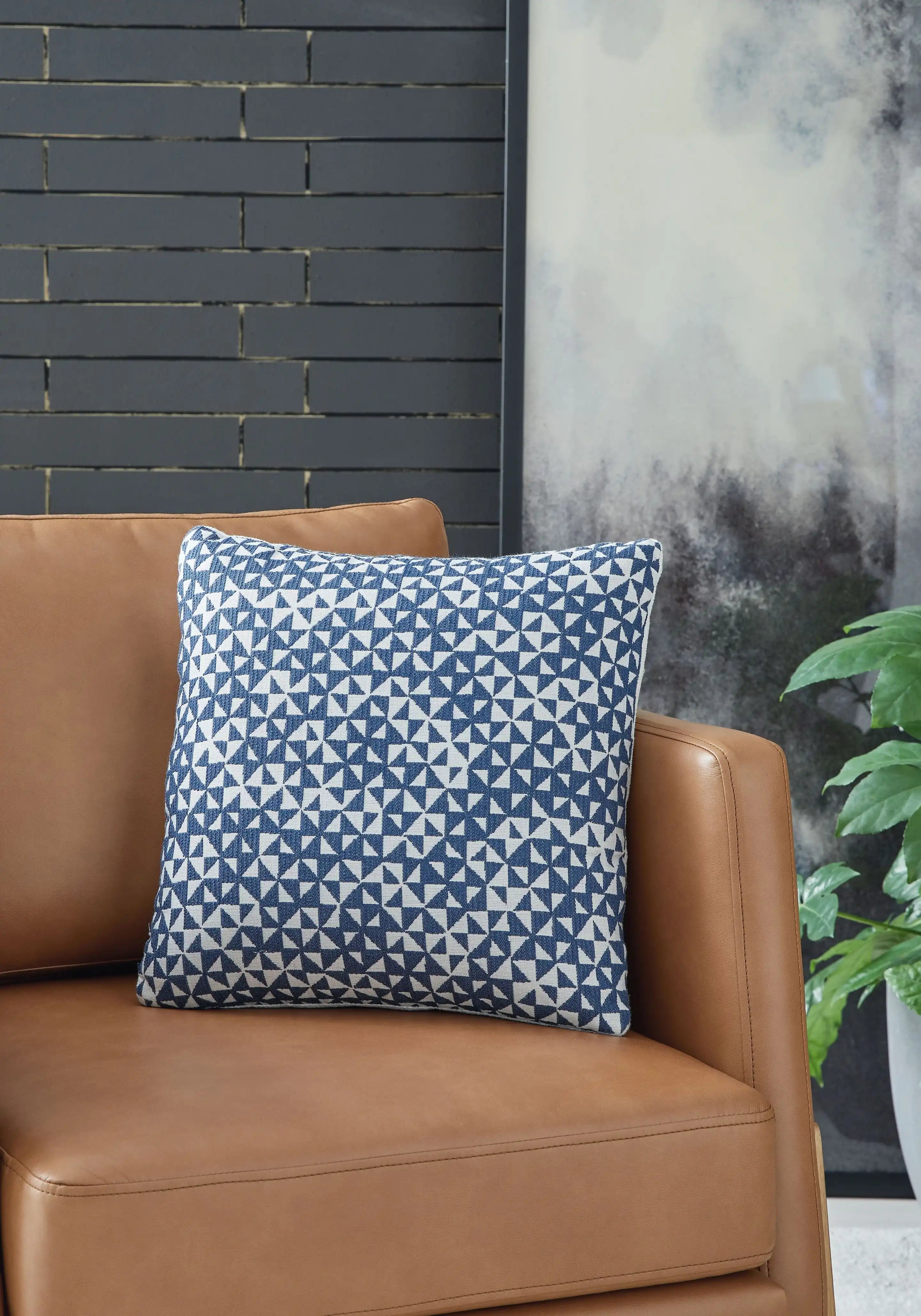 Jaycott Next-gen Nuvella - Pillow - Best Buy Furniture