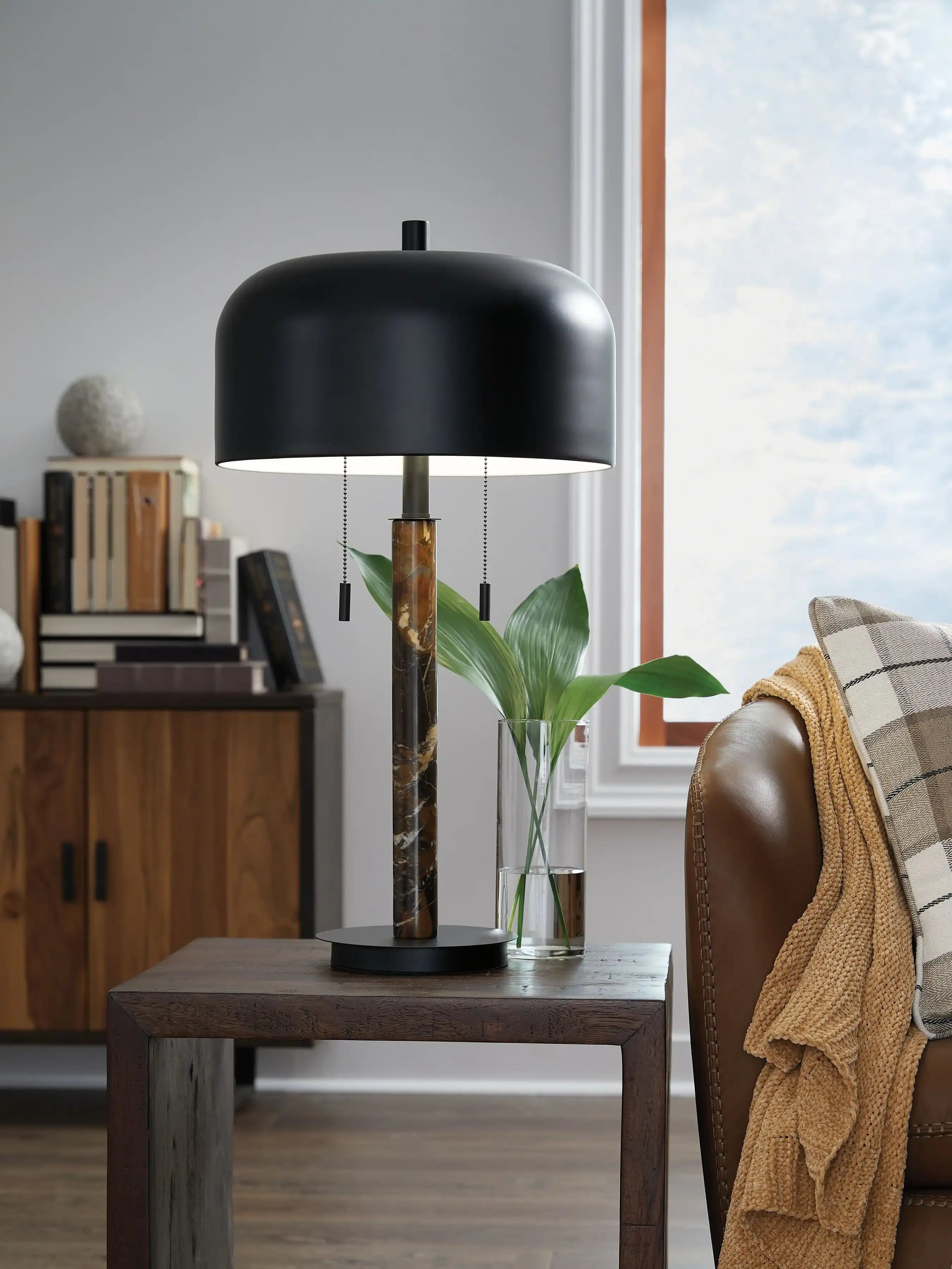 Alanbert - Metal Table Lamp - Brown / Black - Best Buy Furniture