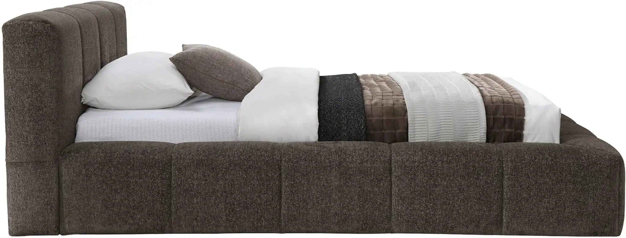 Carlin - Bed