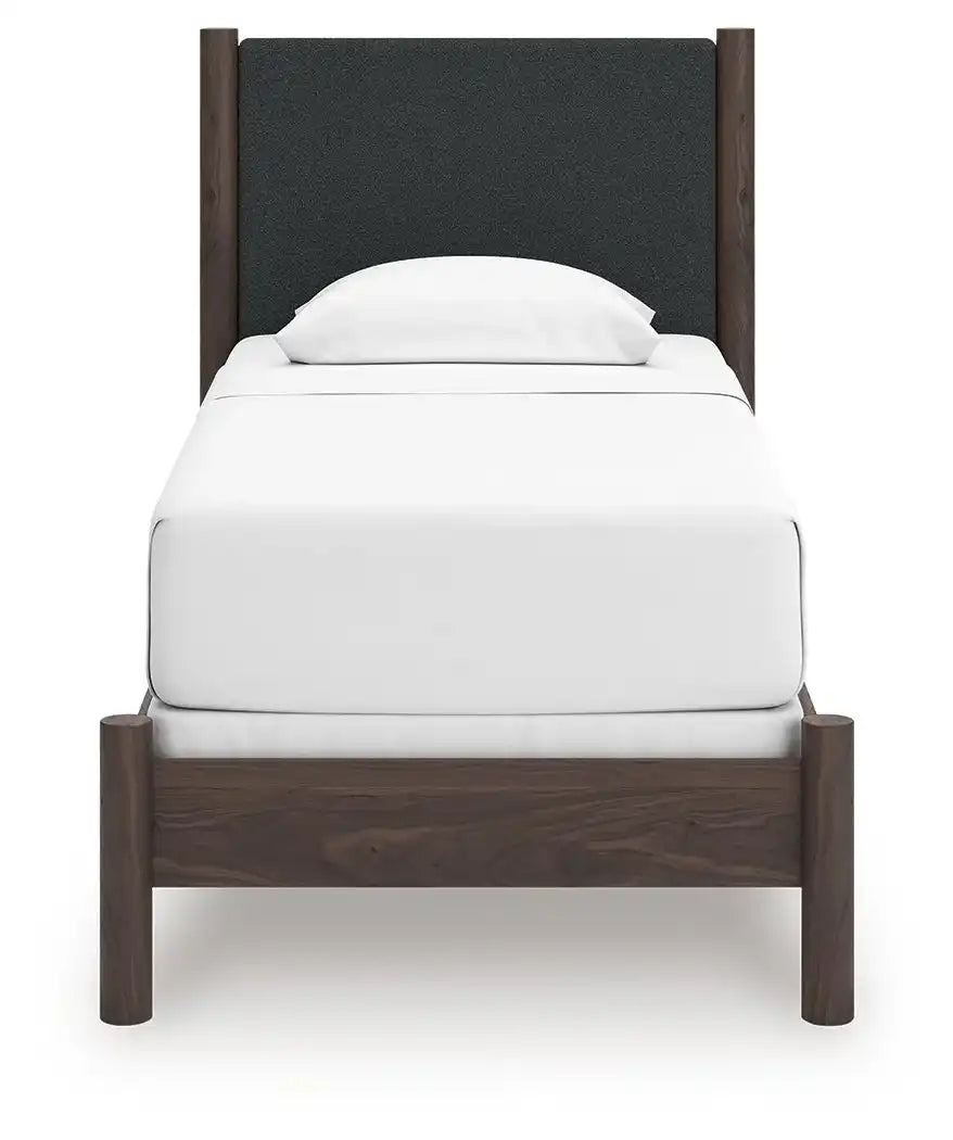 Pamytta - Upholstered Panel Bed - Best Buy Furniture