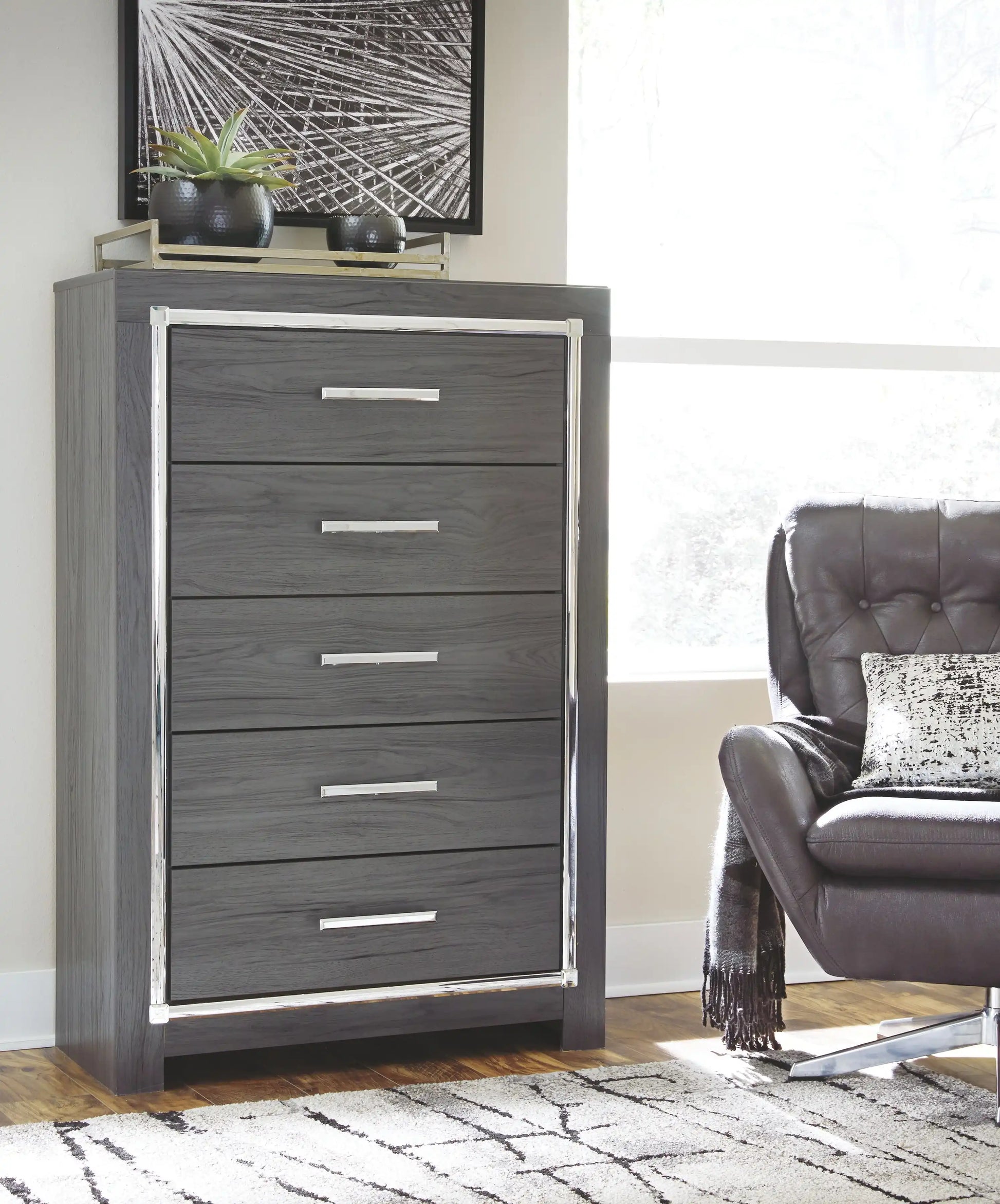Lodanna - Five Drawer Chest - Gray - Best Buy Furniture