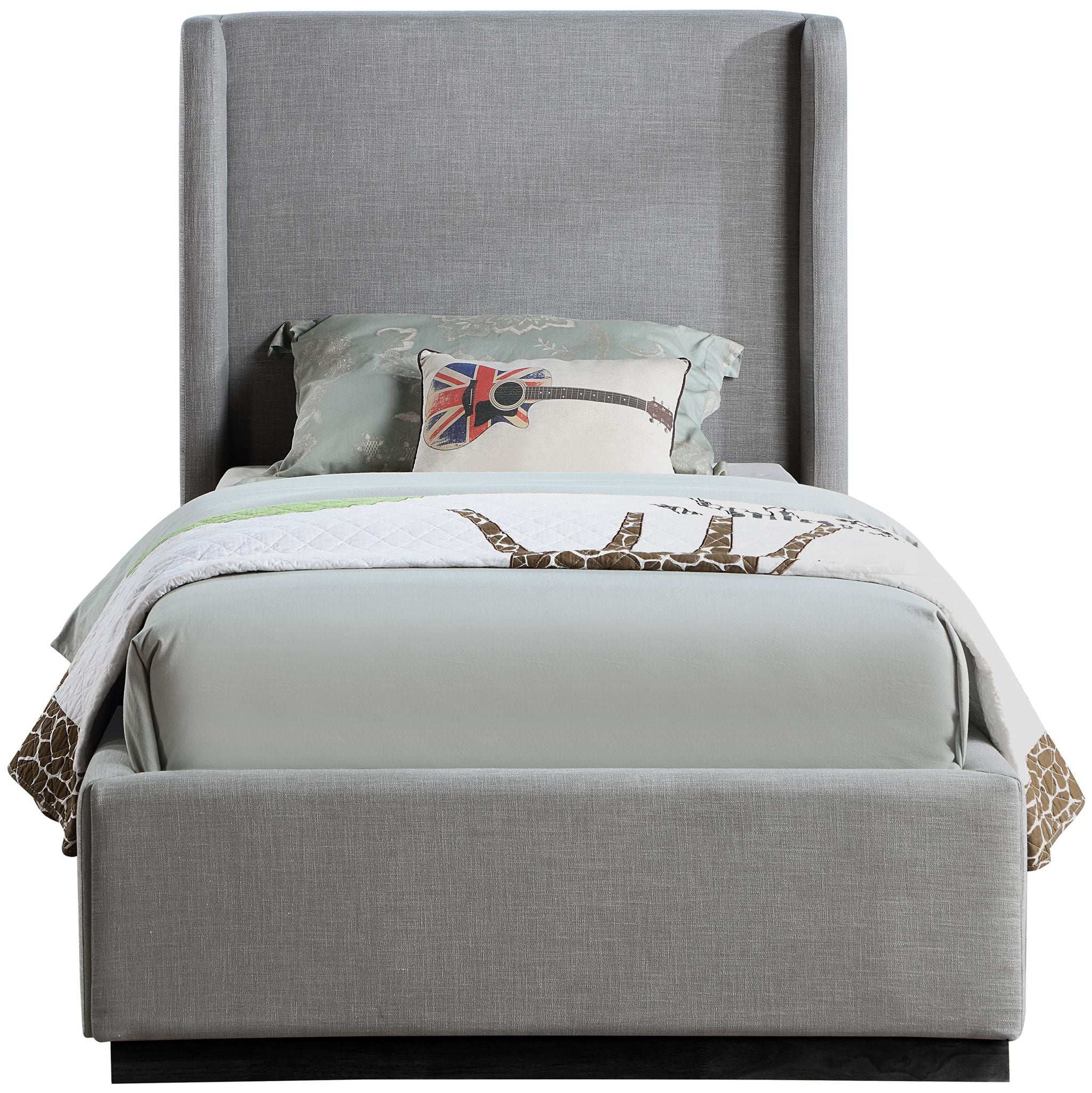 Flynn - Bed
