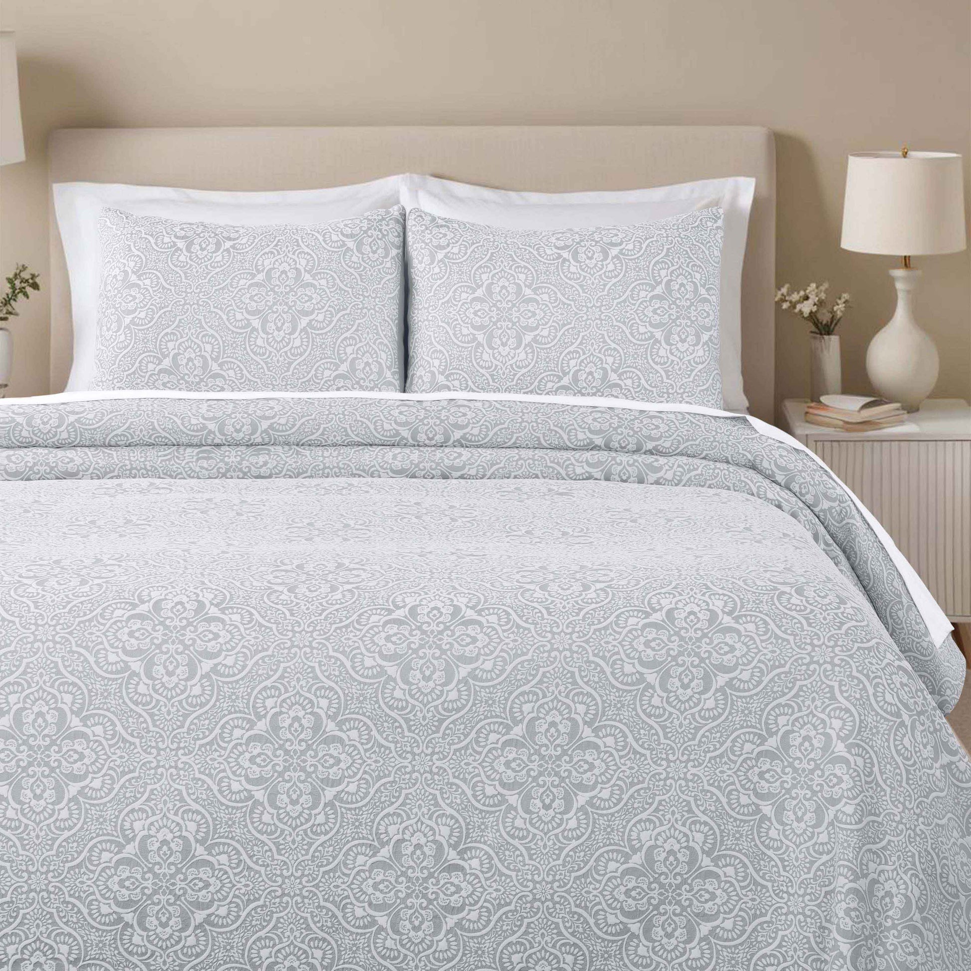 Enzy Medium Weight Floral Matelasse 3 Piece Bedspread Pillow Sham Set - Bedspread by Superior Brand