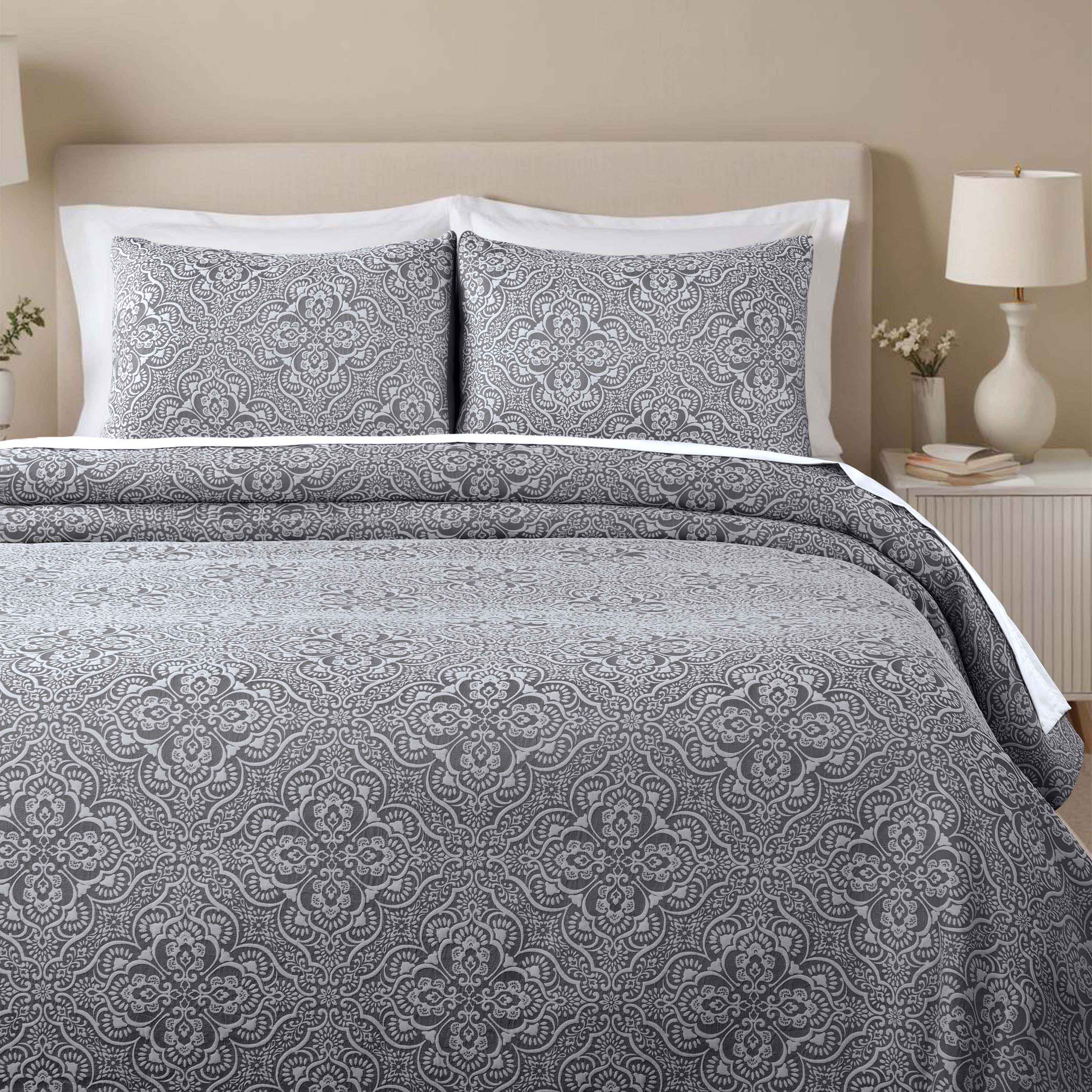 Enzy Medium Weight Floral Matelasse 3 Piece Bedspread Pillow Sham Set - Bedspread by Superior Brand