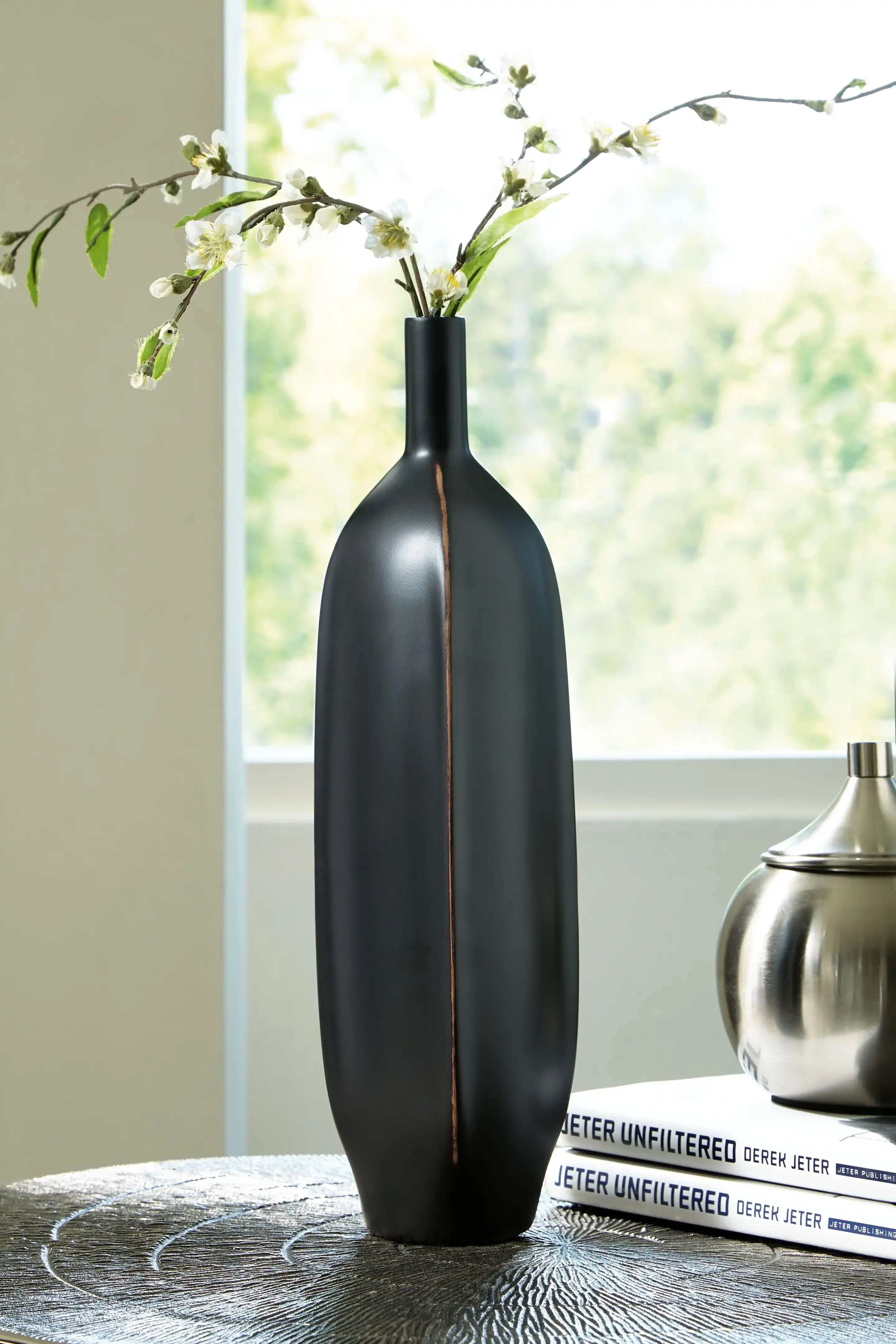 Rhaveney - Vase - Large - Best Buy Furniture