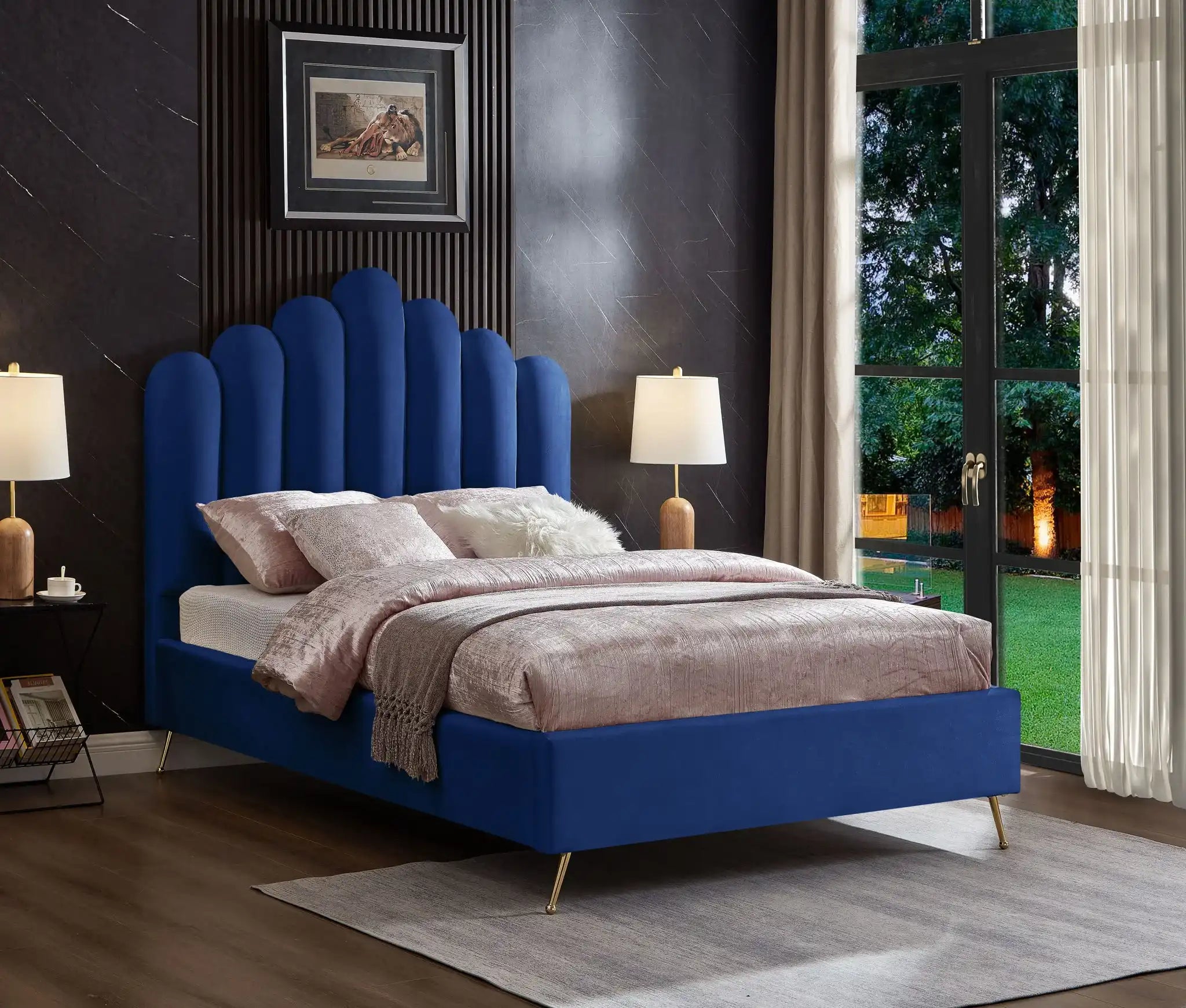 Lily - Bed