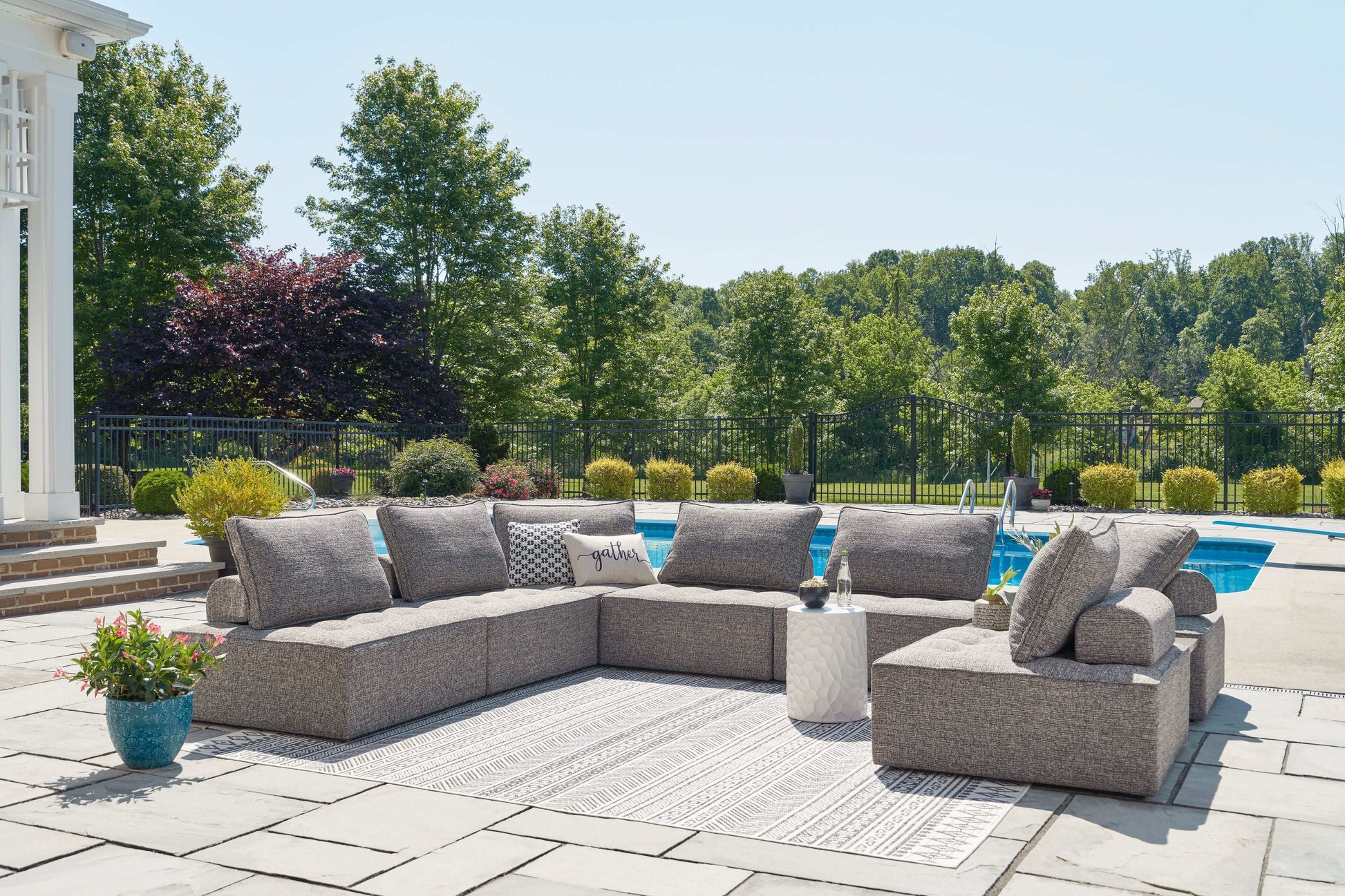 Bree Zee - Outdoor Sectional - Best Buy Furniture
