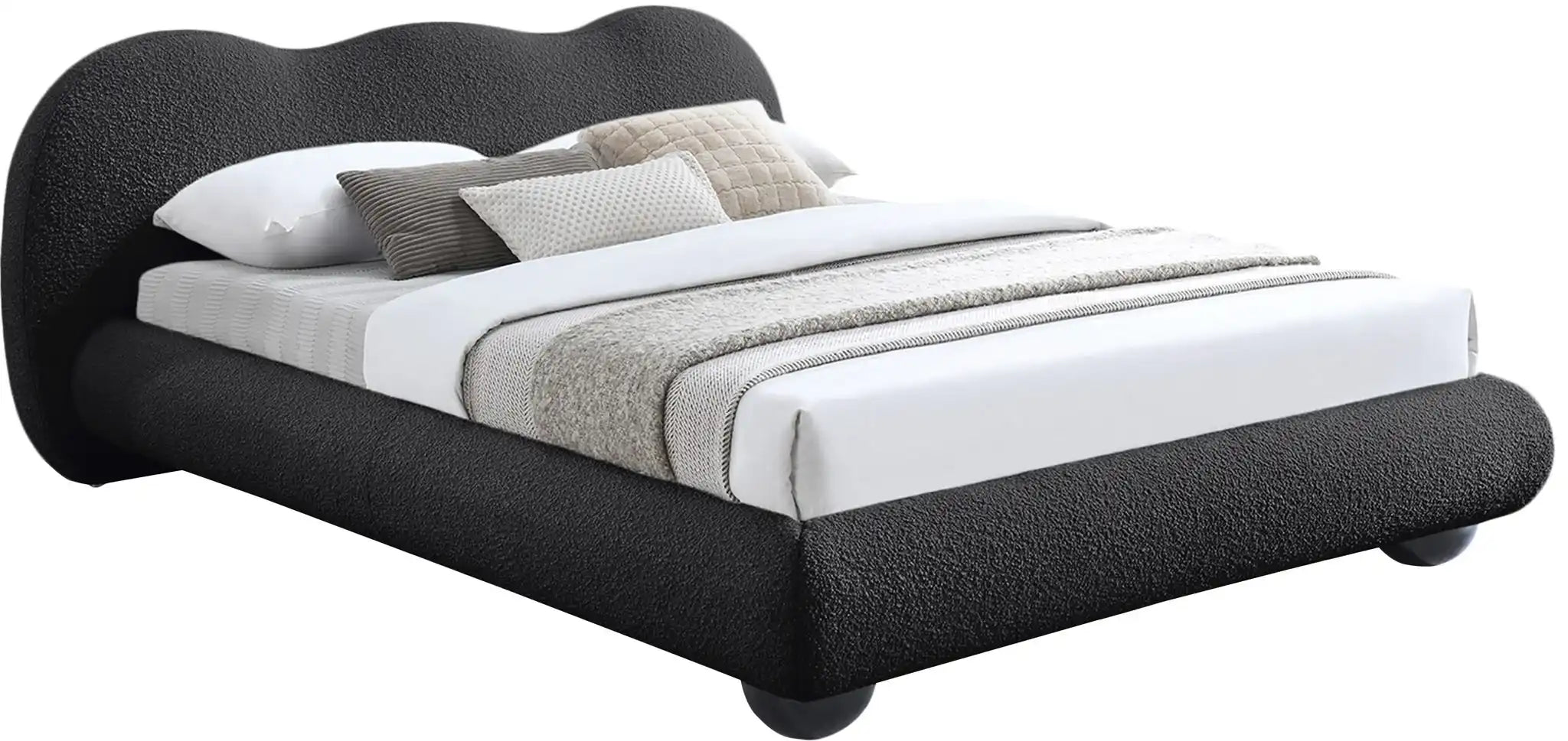 Hyde - Bed