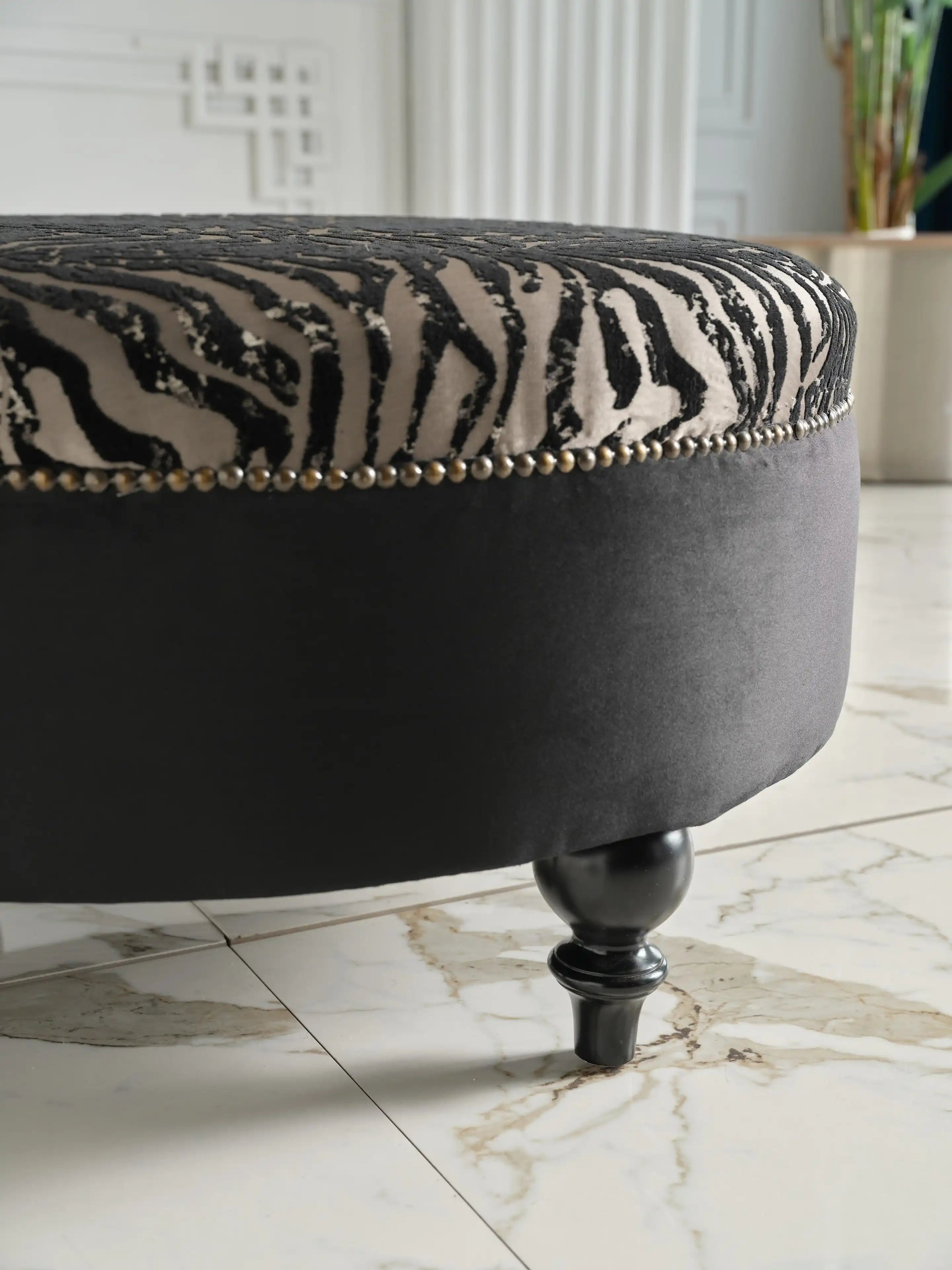 Gaze Ottoman - Best Buy Furniture