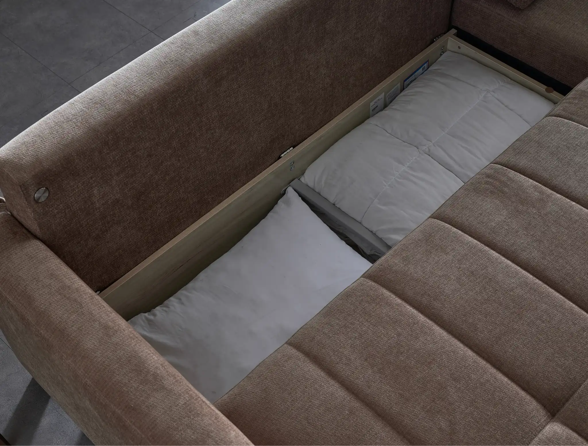 IVY 102" Reversible Chase Queen Sleeper Sectional - Brown - Best Buy Furniture
