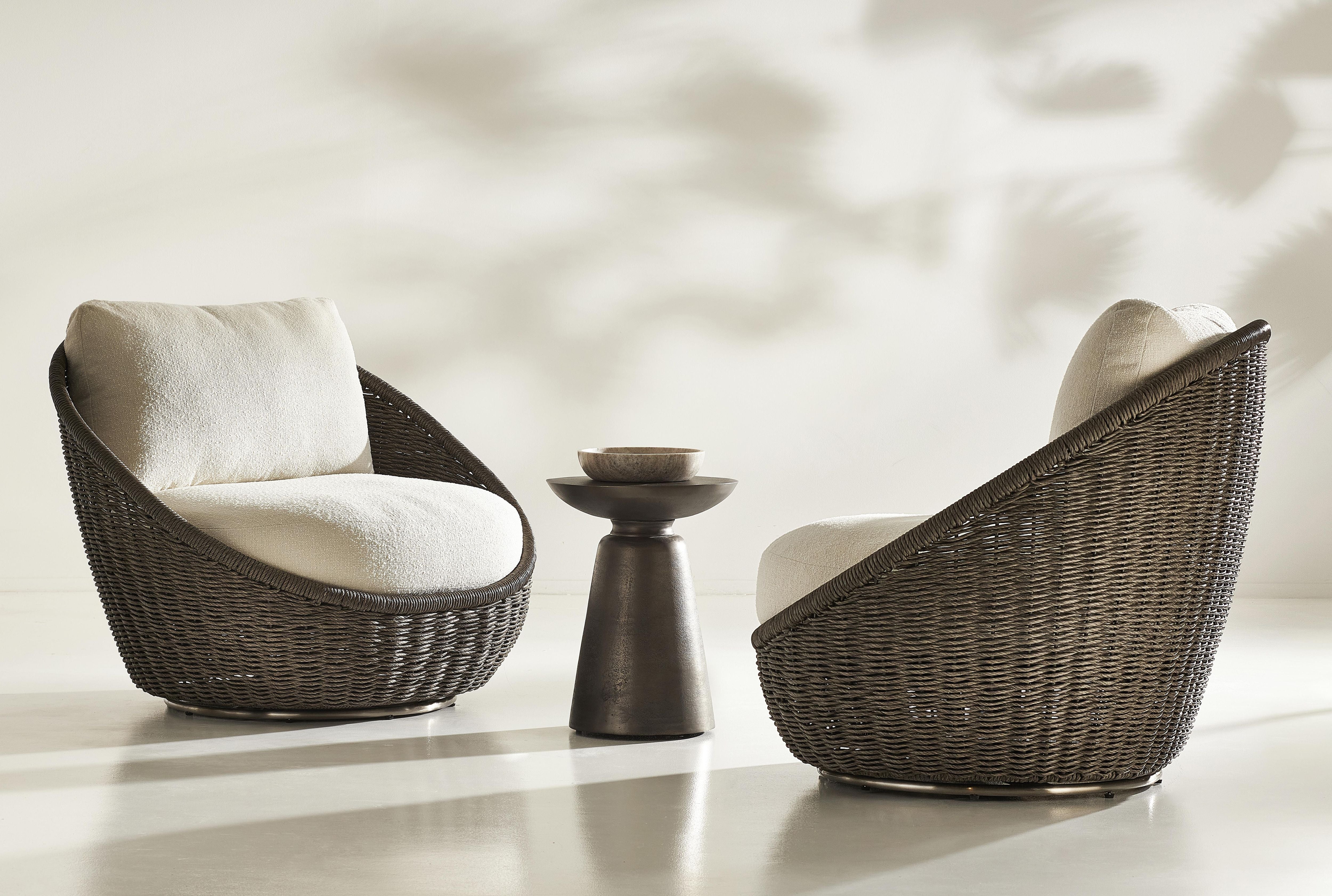 Bernhardt Furniture – Catalan Outdoor Accent Table