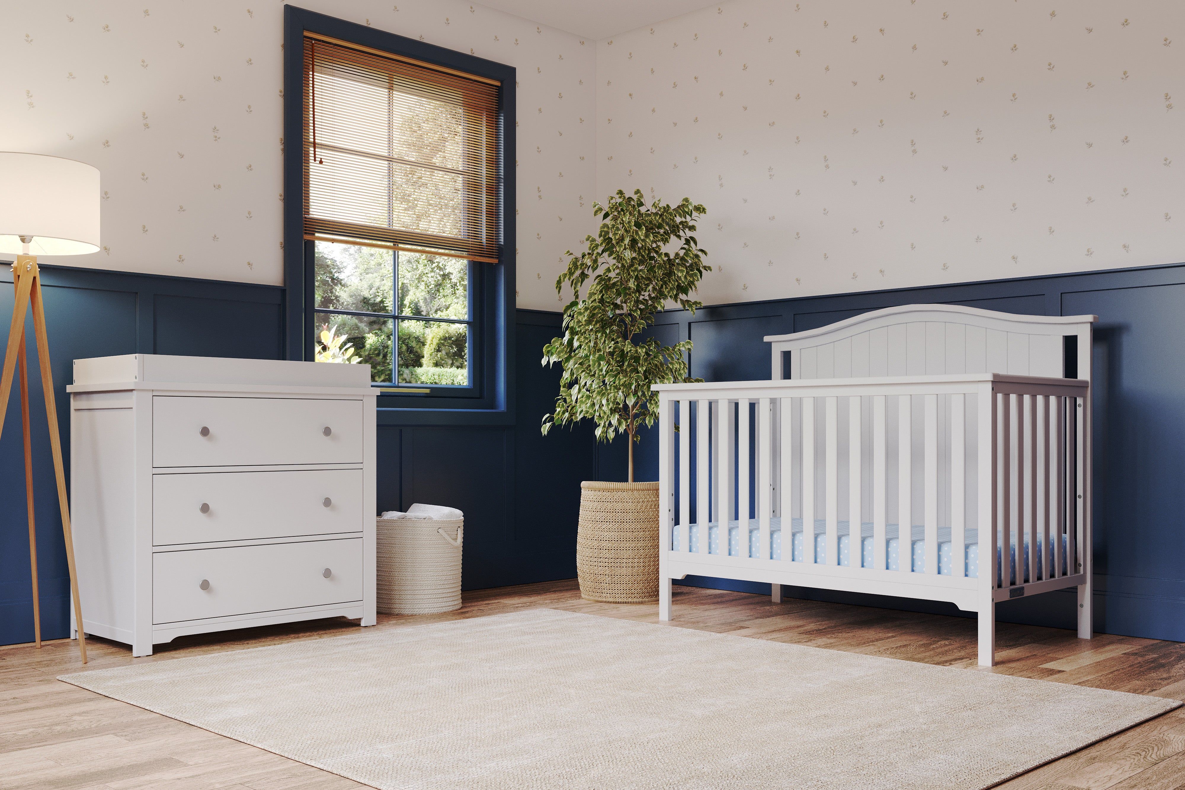 Hampton Arch Top 4-in-1 Convertible Crib, Matte White