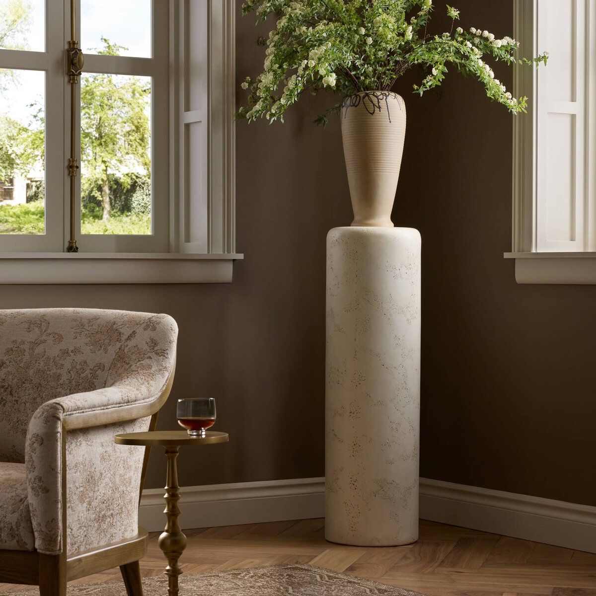 Arati Pedestal