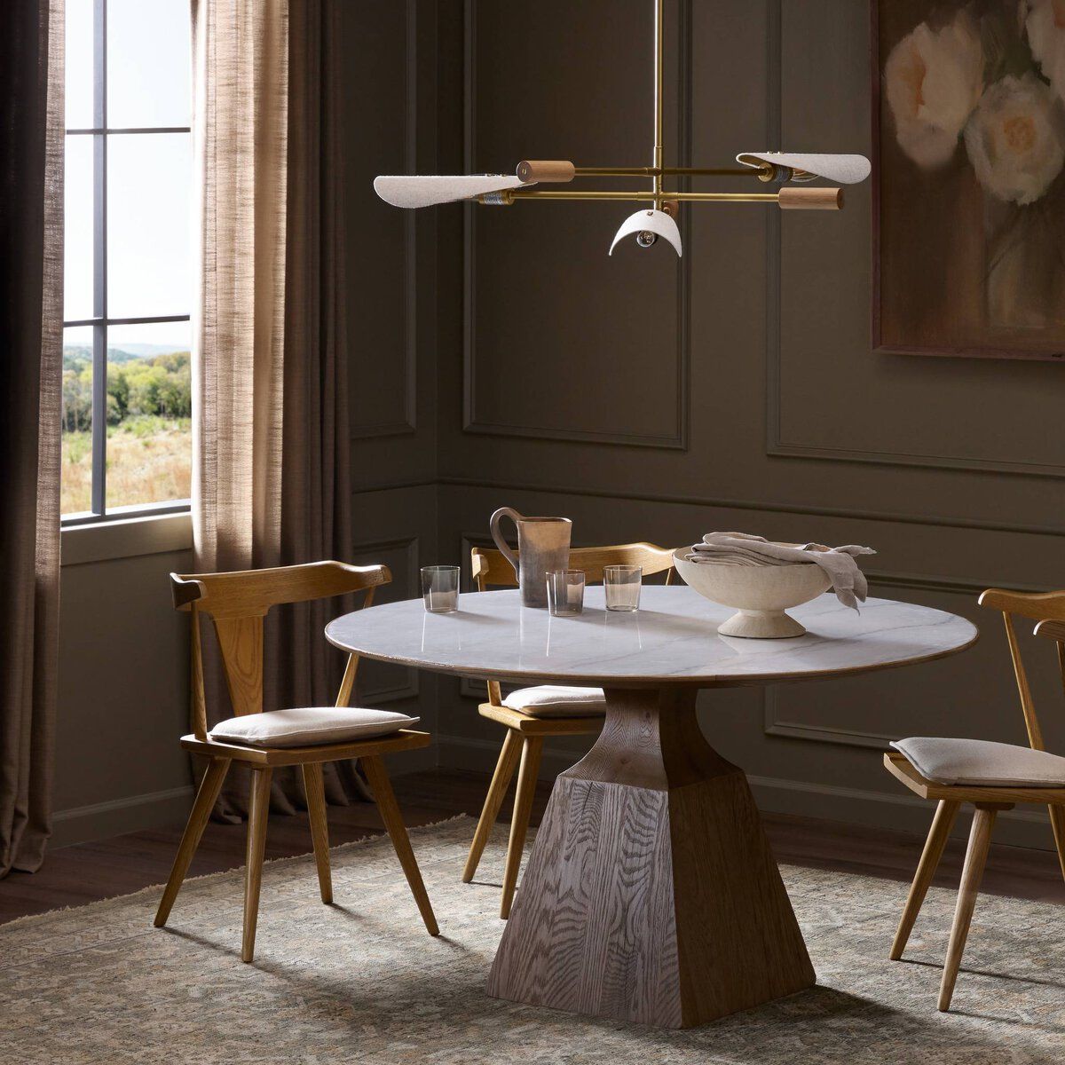 Sargon Dining Table