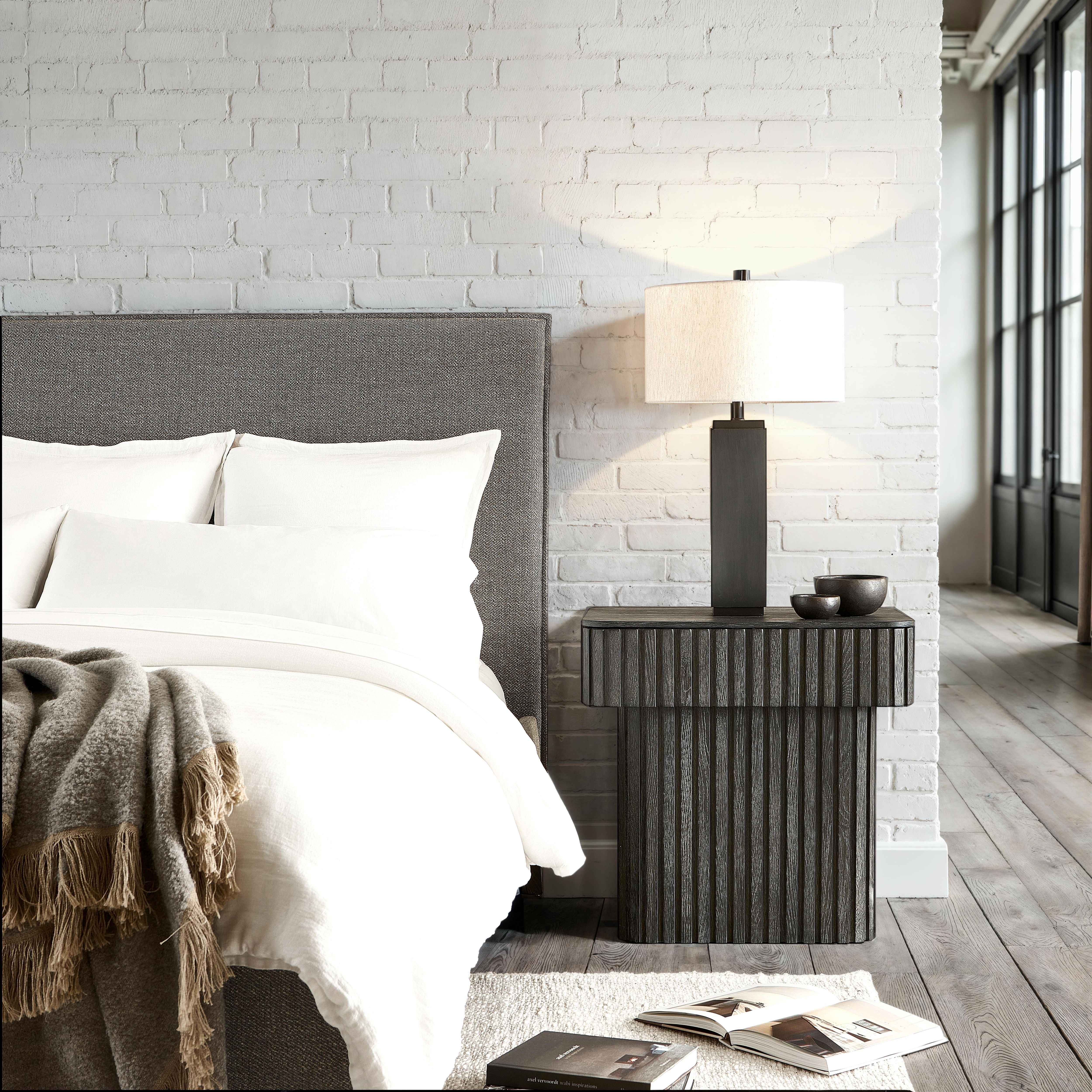 Bernhardt Furniture – Menton Nightstand