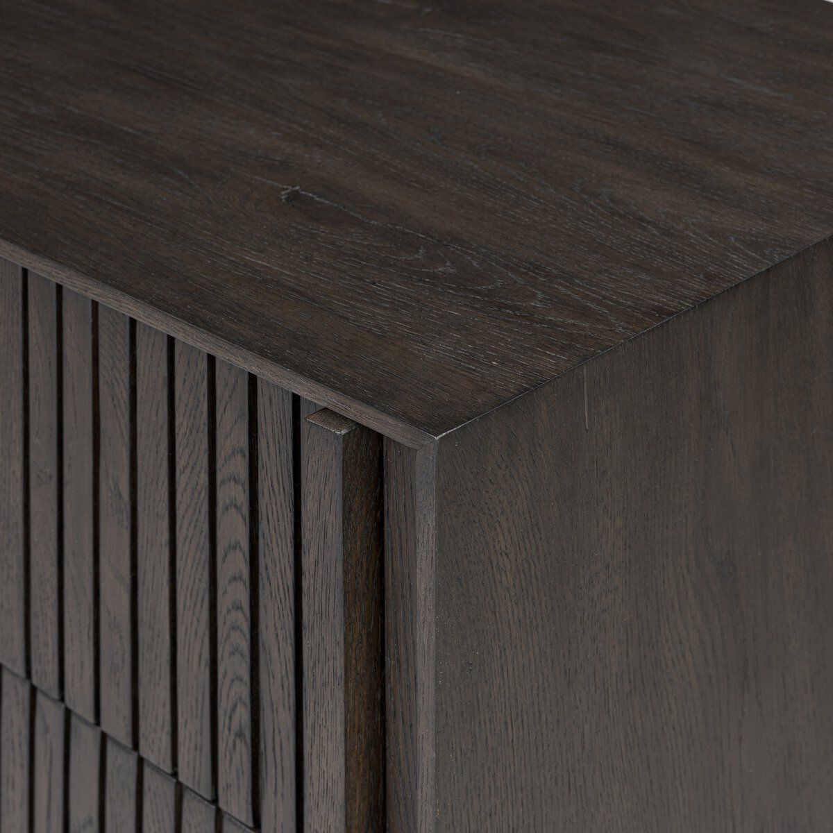 Leo 5-drawer Dresser