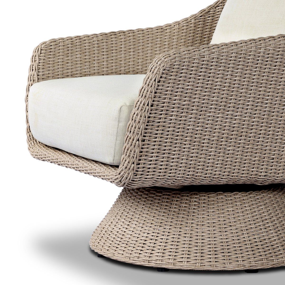 Koe Outdoor Chair