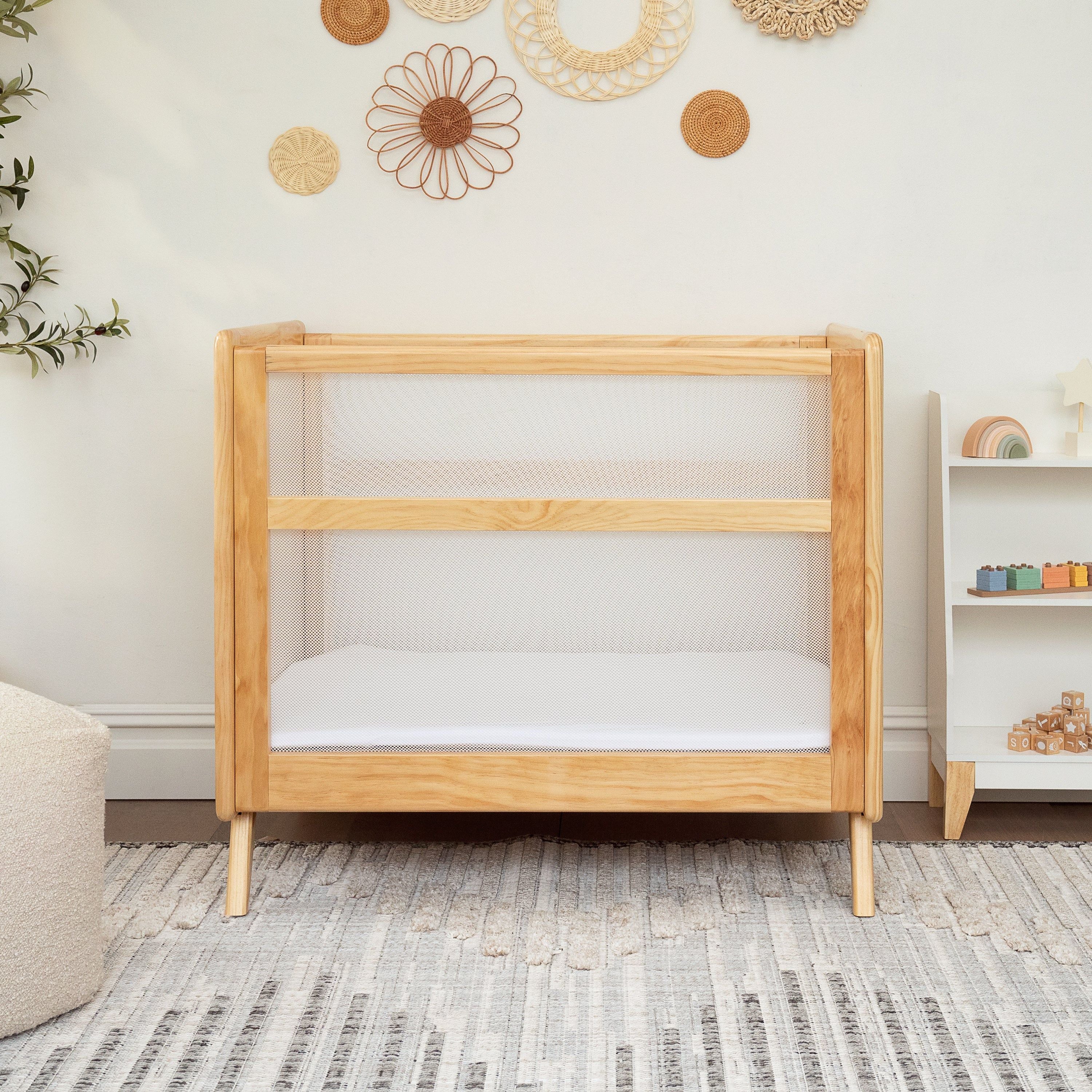 Mini Breathable Mesh Crib