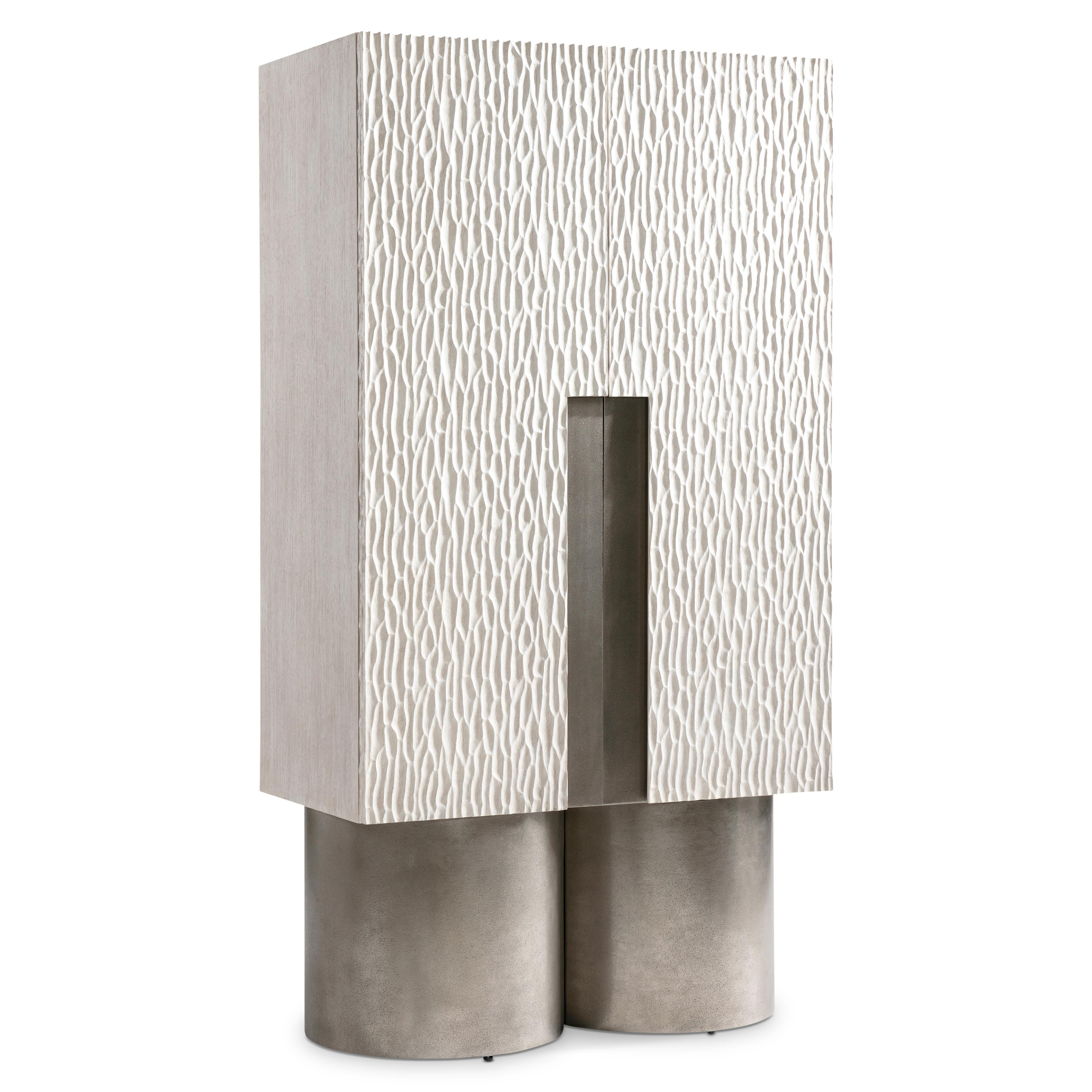 Bernhardt Furniture – Solaria Bar Cabinet