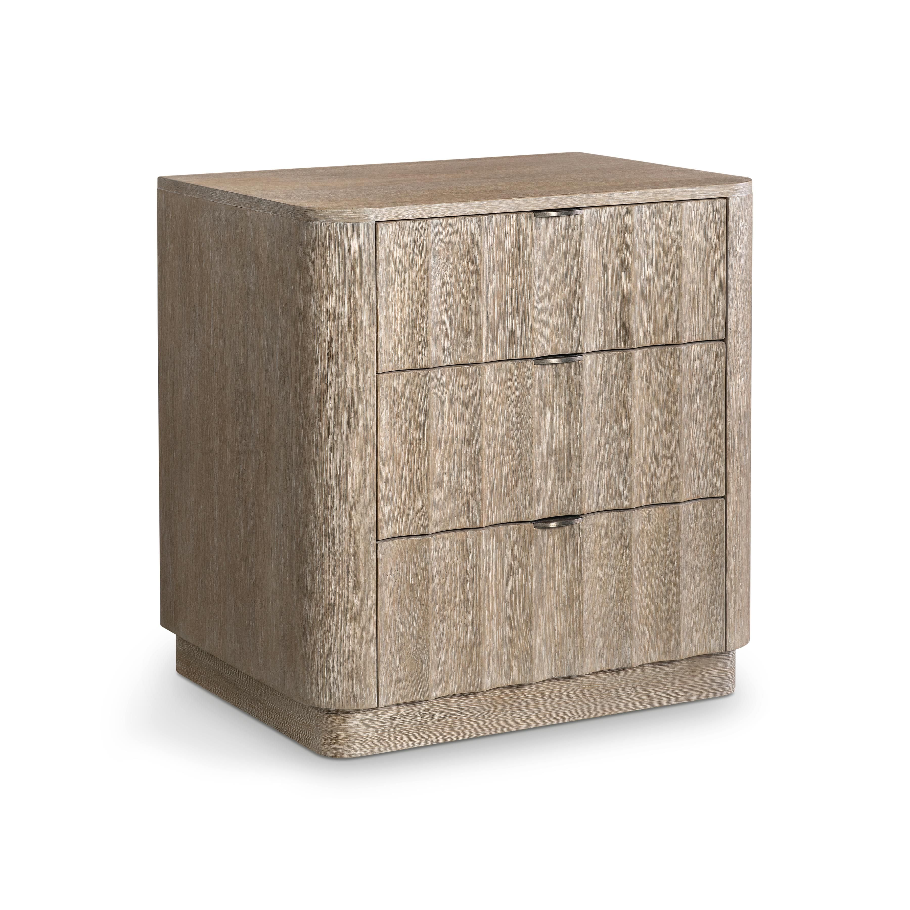 Bernhardt Furniture – Loggia Nightstand