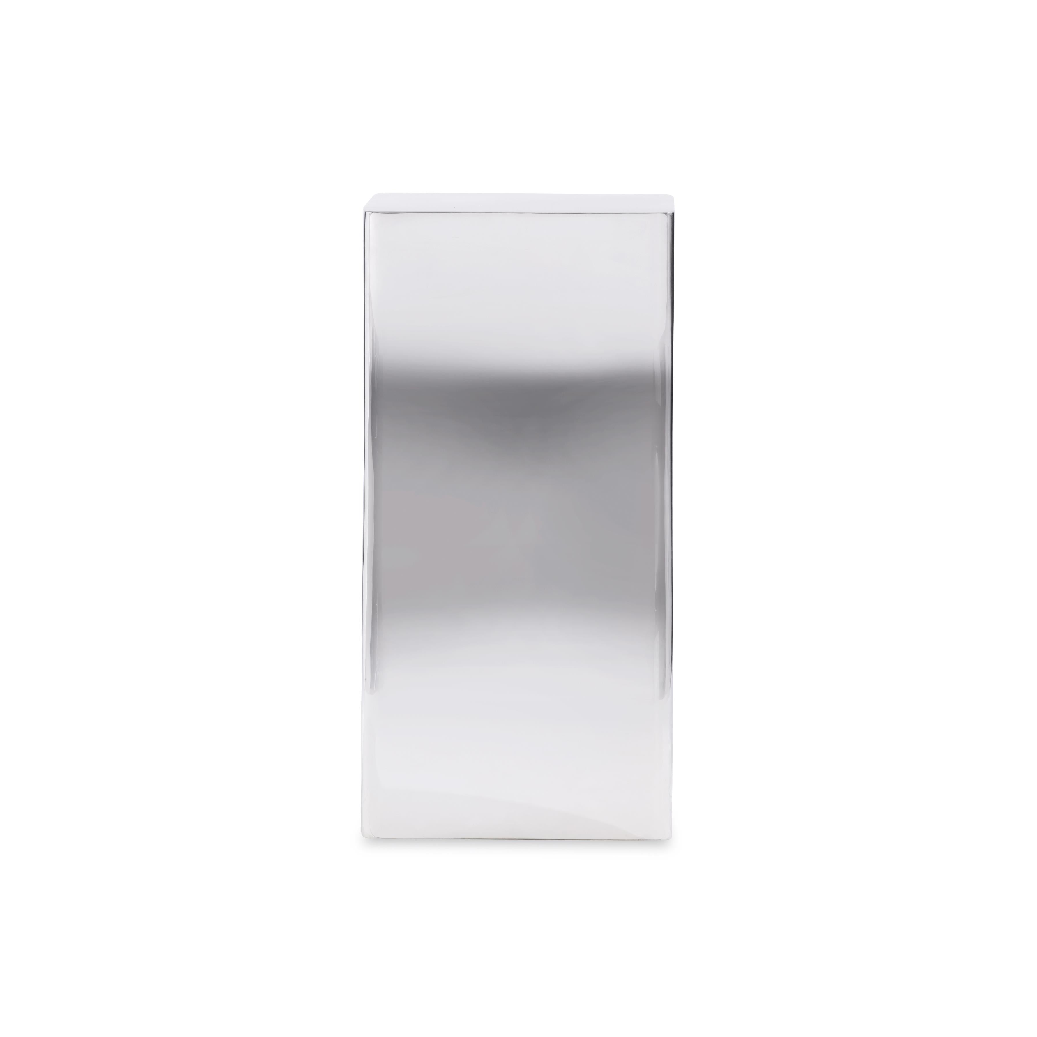 Bernhardt Furniture – Joss Accent Table