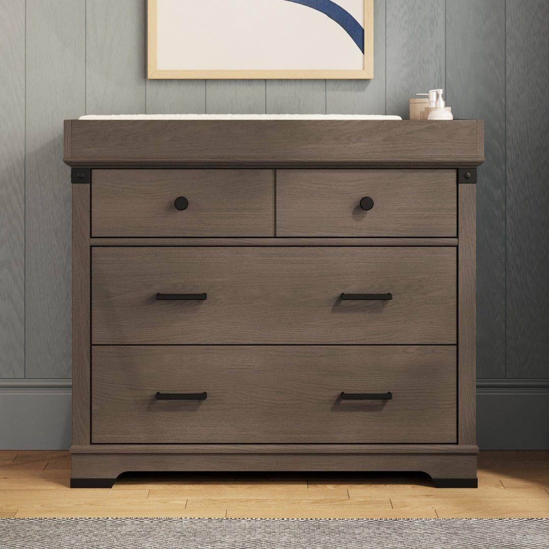 Redmond 3 Drawer Dresser, Dapper Gray