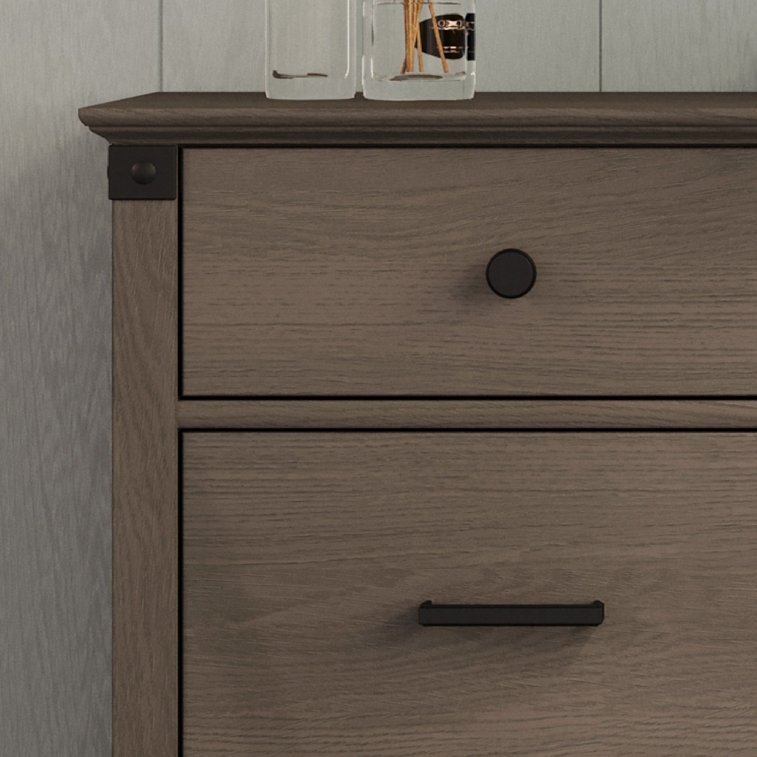 Redmond 3 Drawer Dresser, Dapper Gray