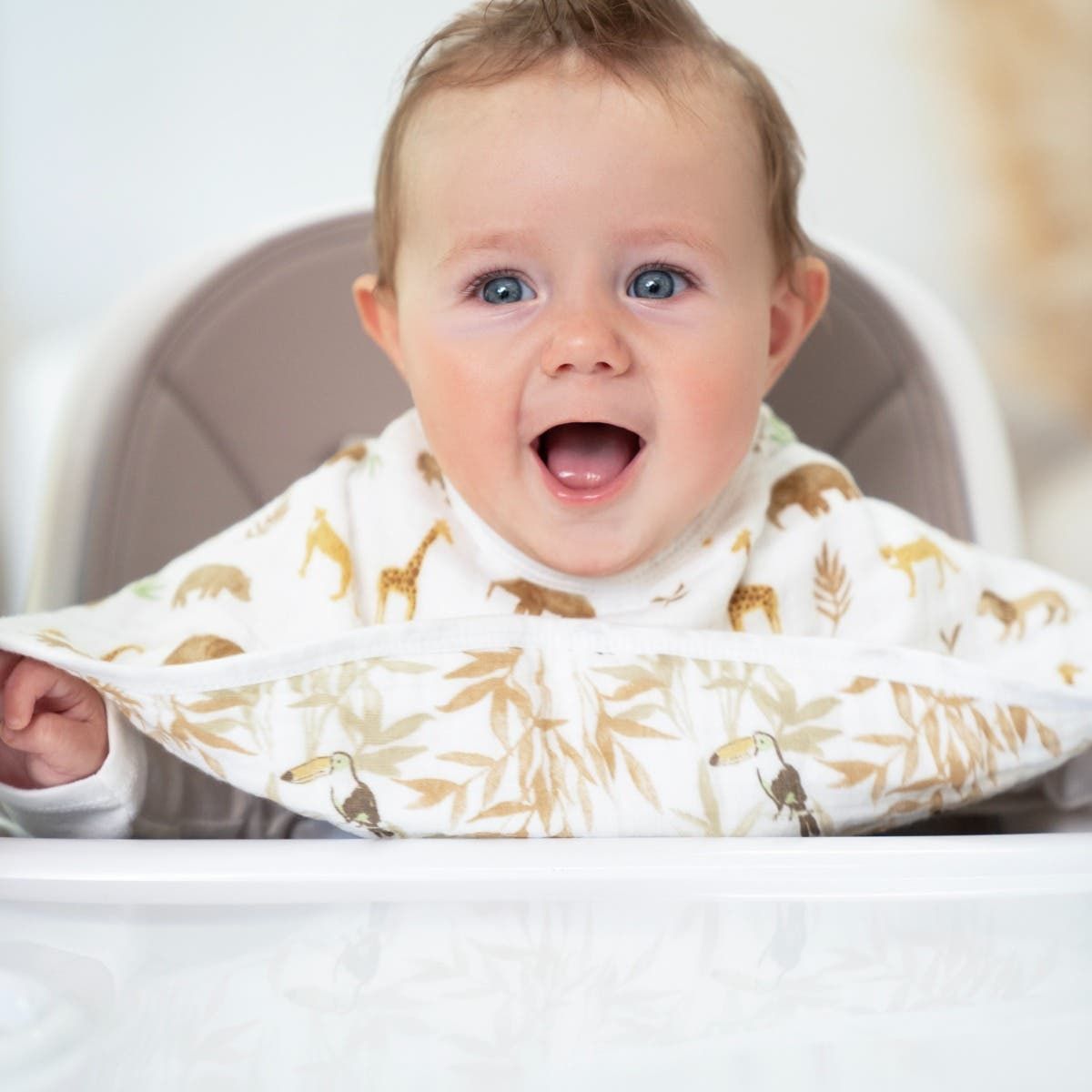 Essentials Cotton Muslin Burpy Bib