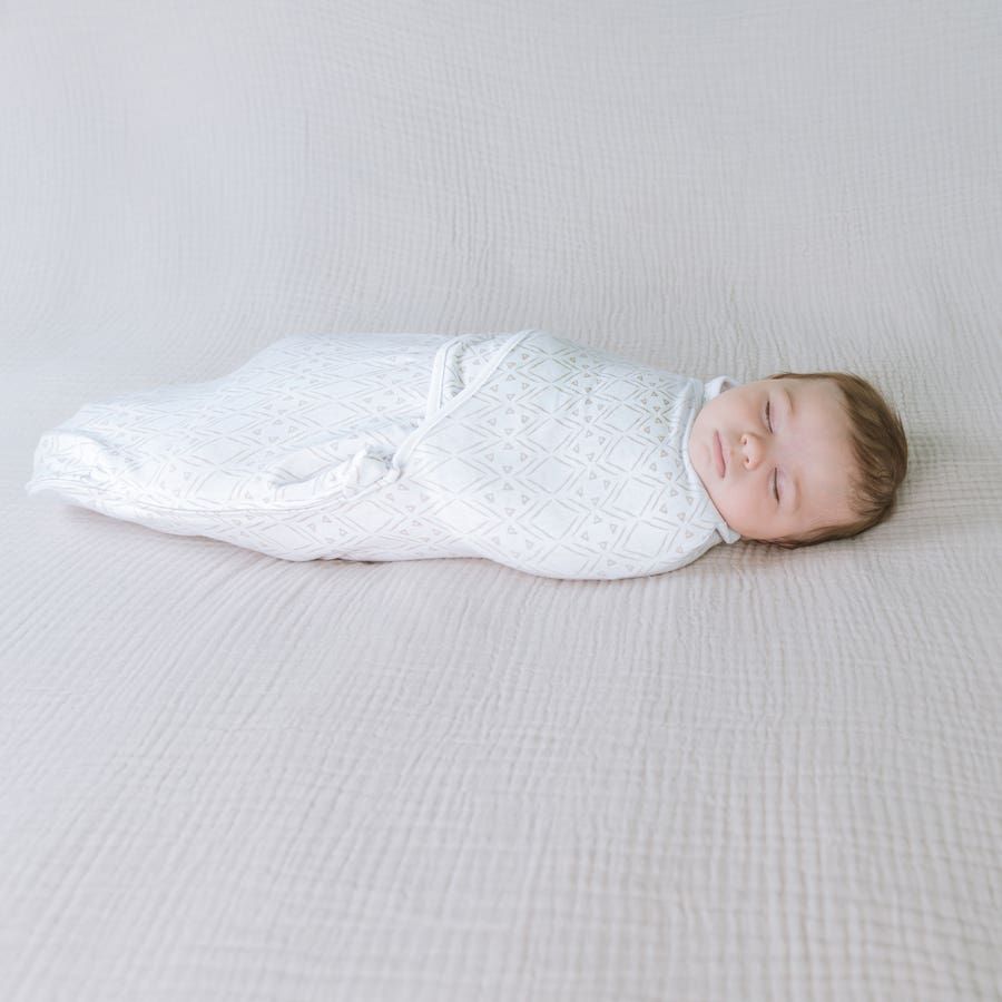 Essentials Easy Swaddle Wrap Quick Change 3 Pack Tog 1.0