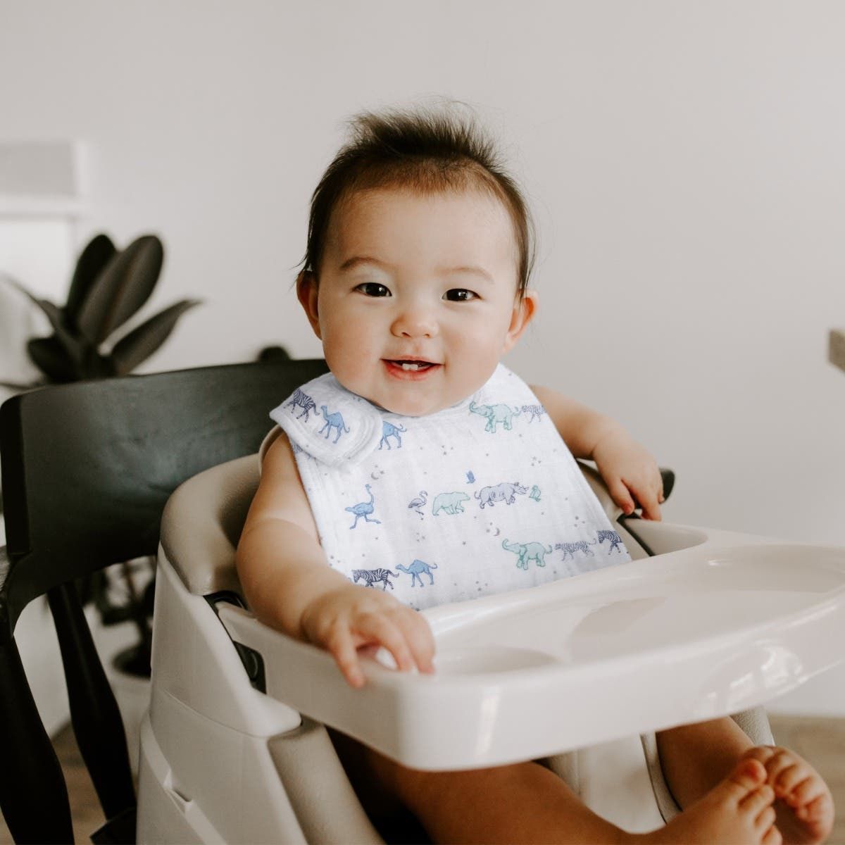 Boutique 100% Cotton Muslin Snap Bibs 3 Pack