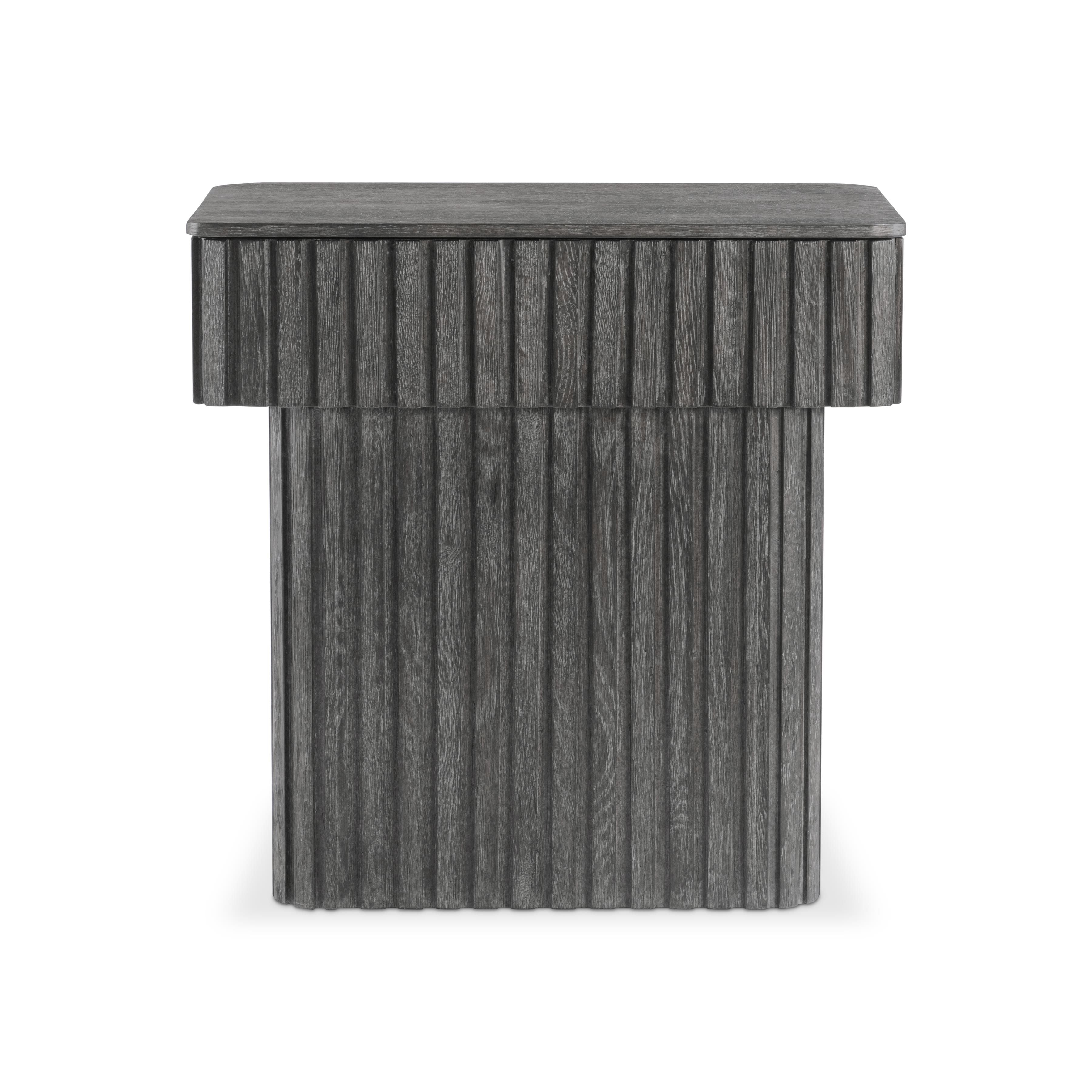 Bernhardt Furniture – Menton Nightstand