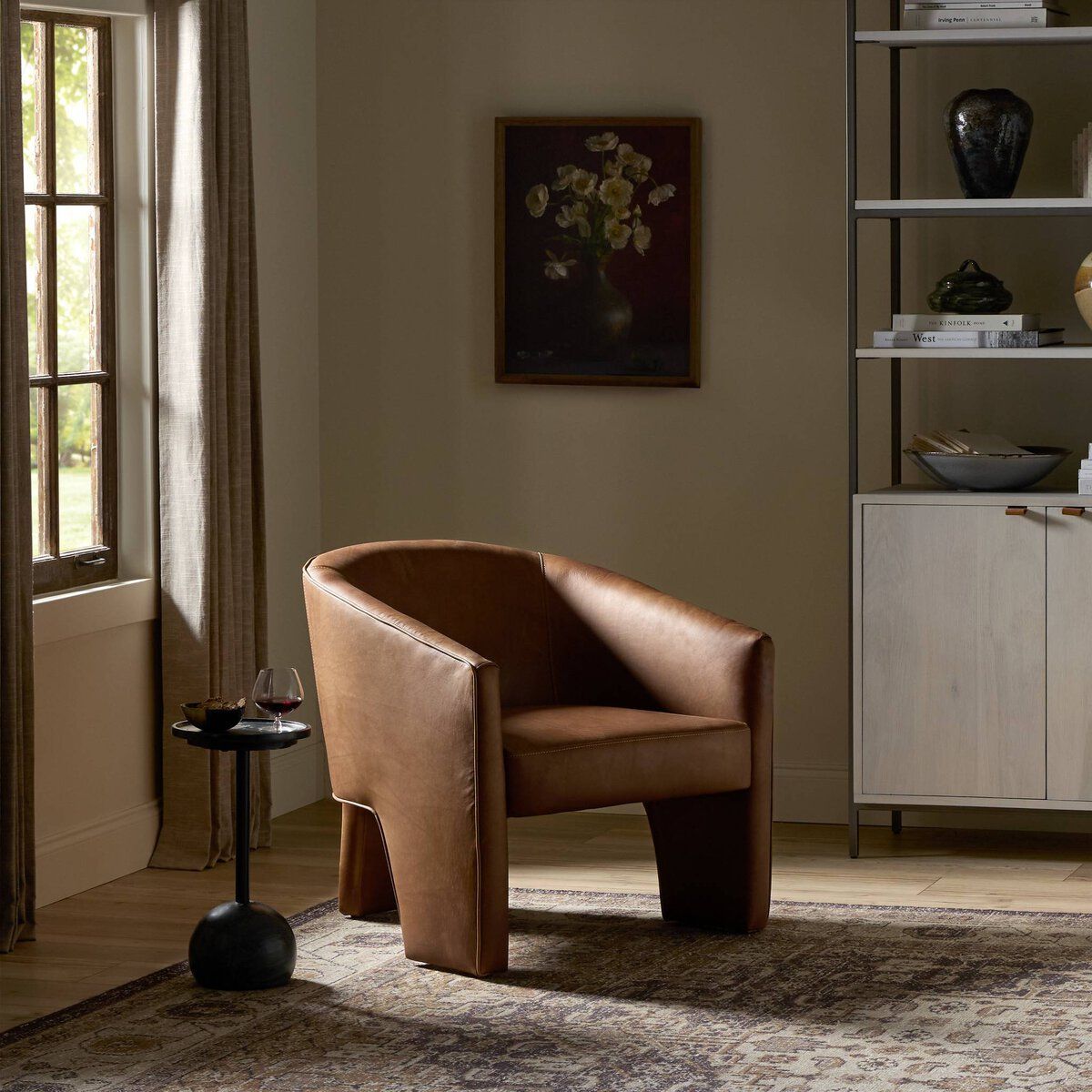Fae Chair
