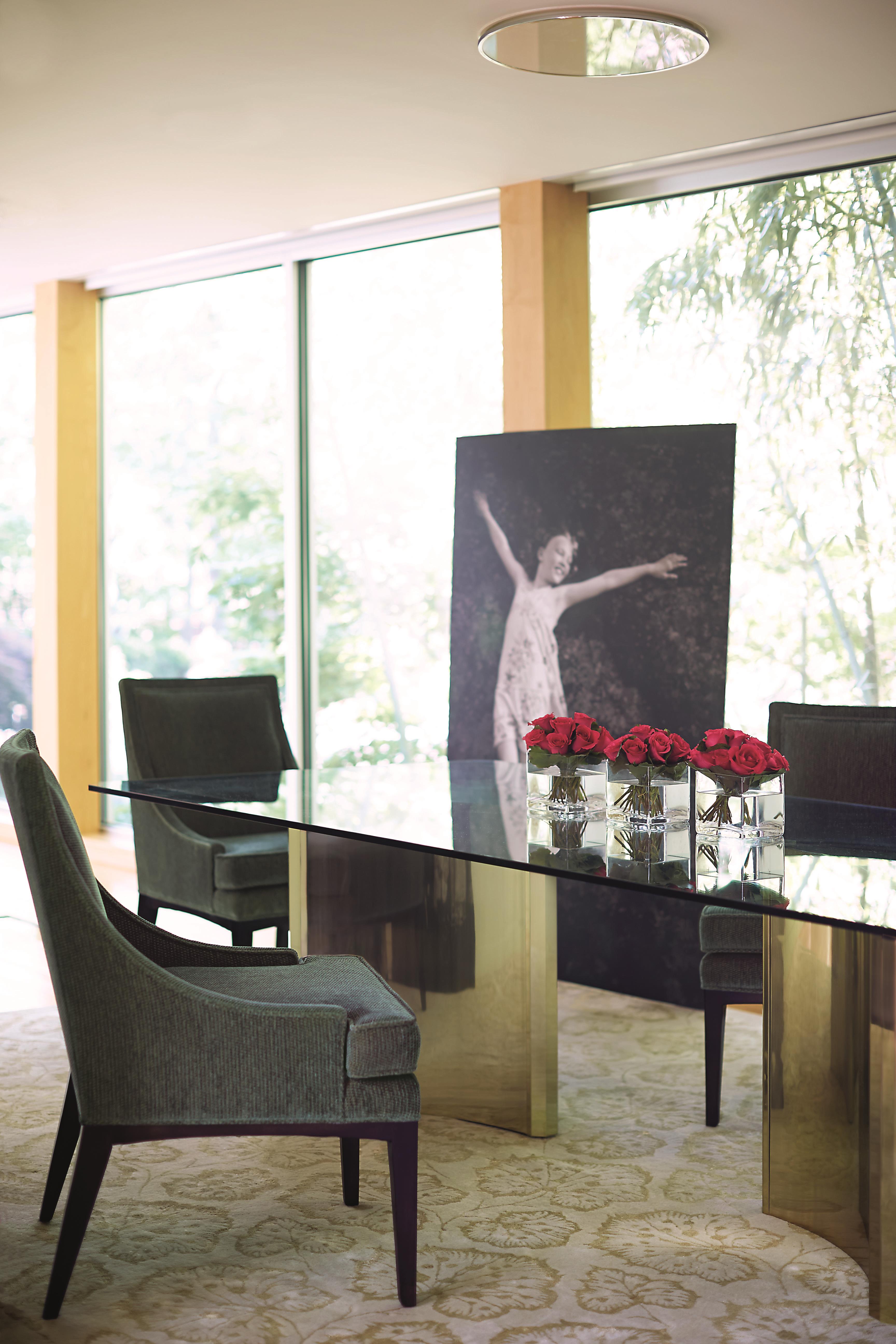 Bernhardt Furniture – Abbott Dining Table