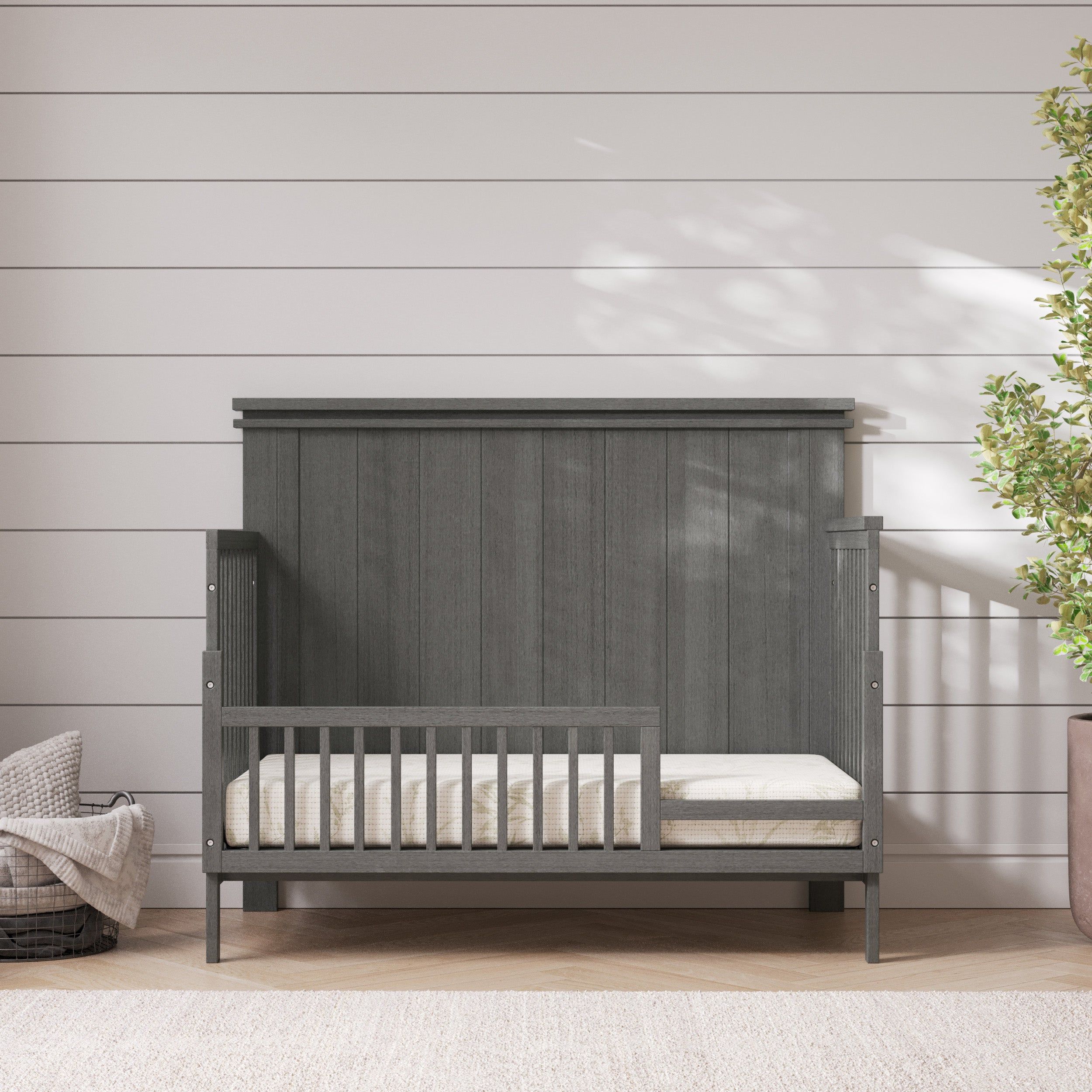 F09503 - Toddler Guard Rail, Midnight Gray