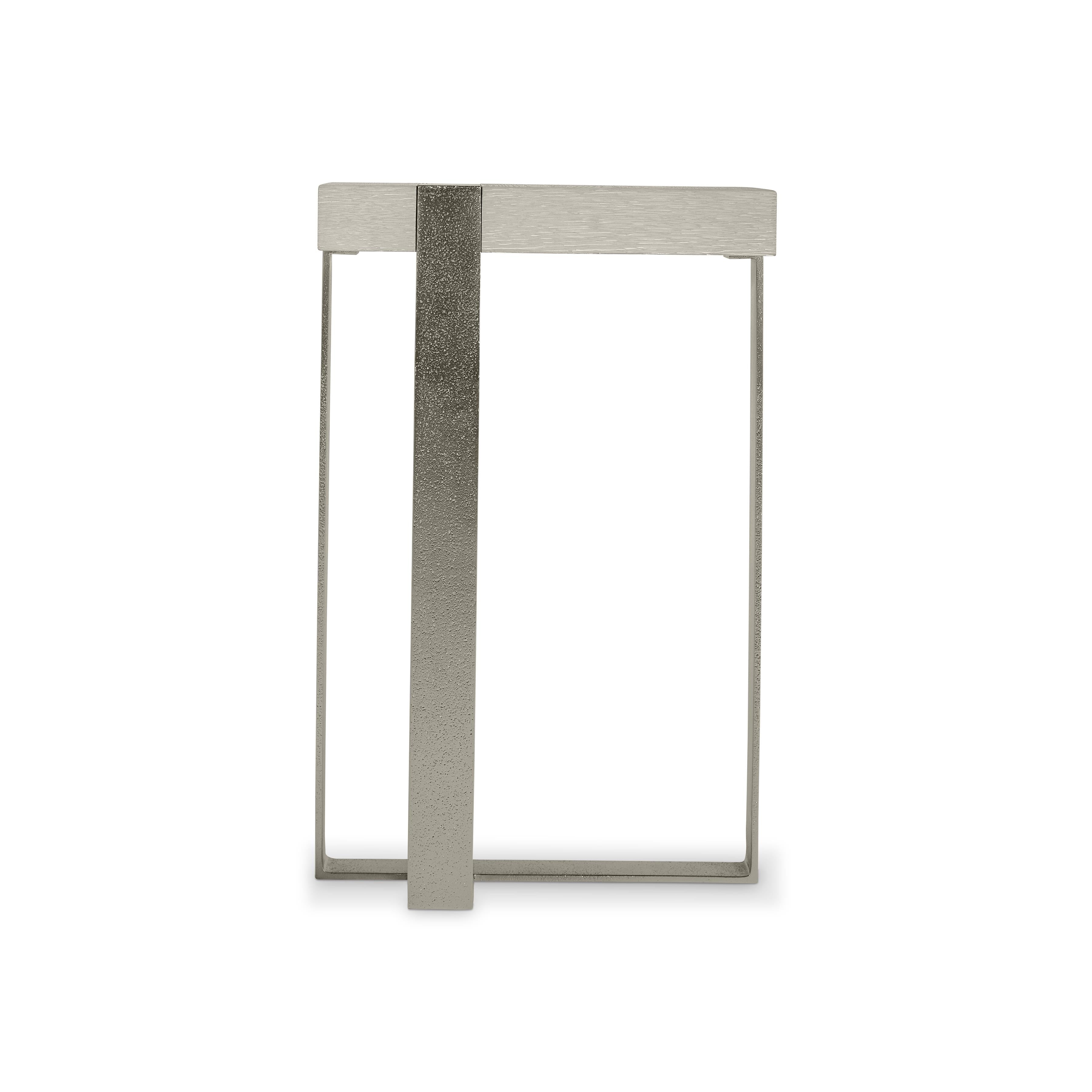 Bernhardt Tempo Accent Table