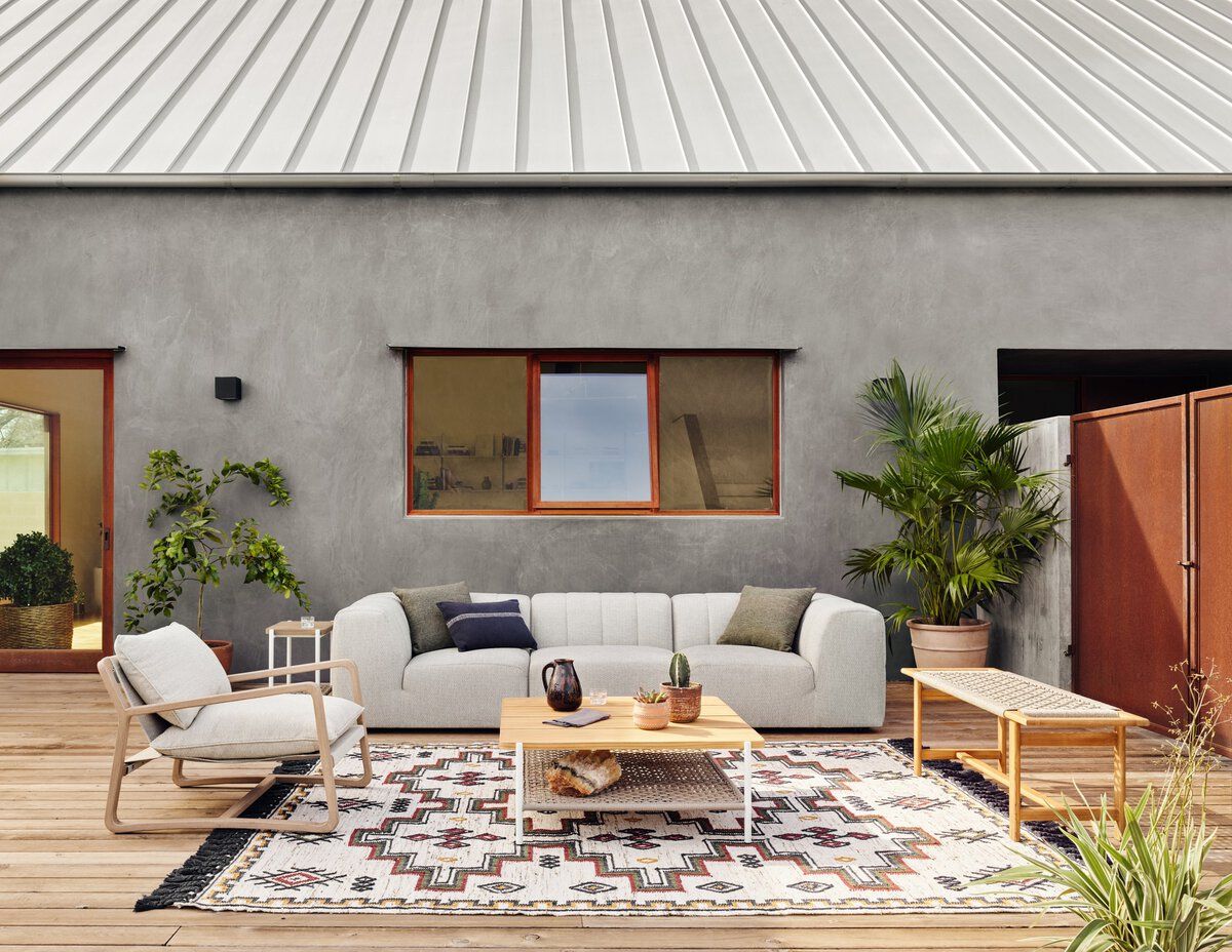 Gwen Outdoor 3-piece Sectional Sofa