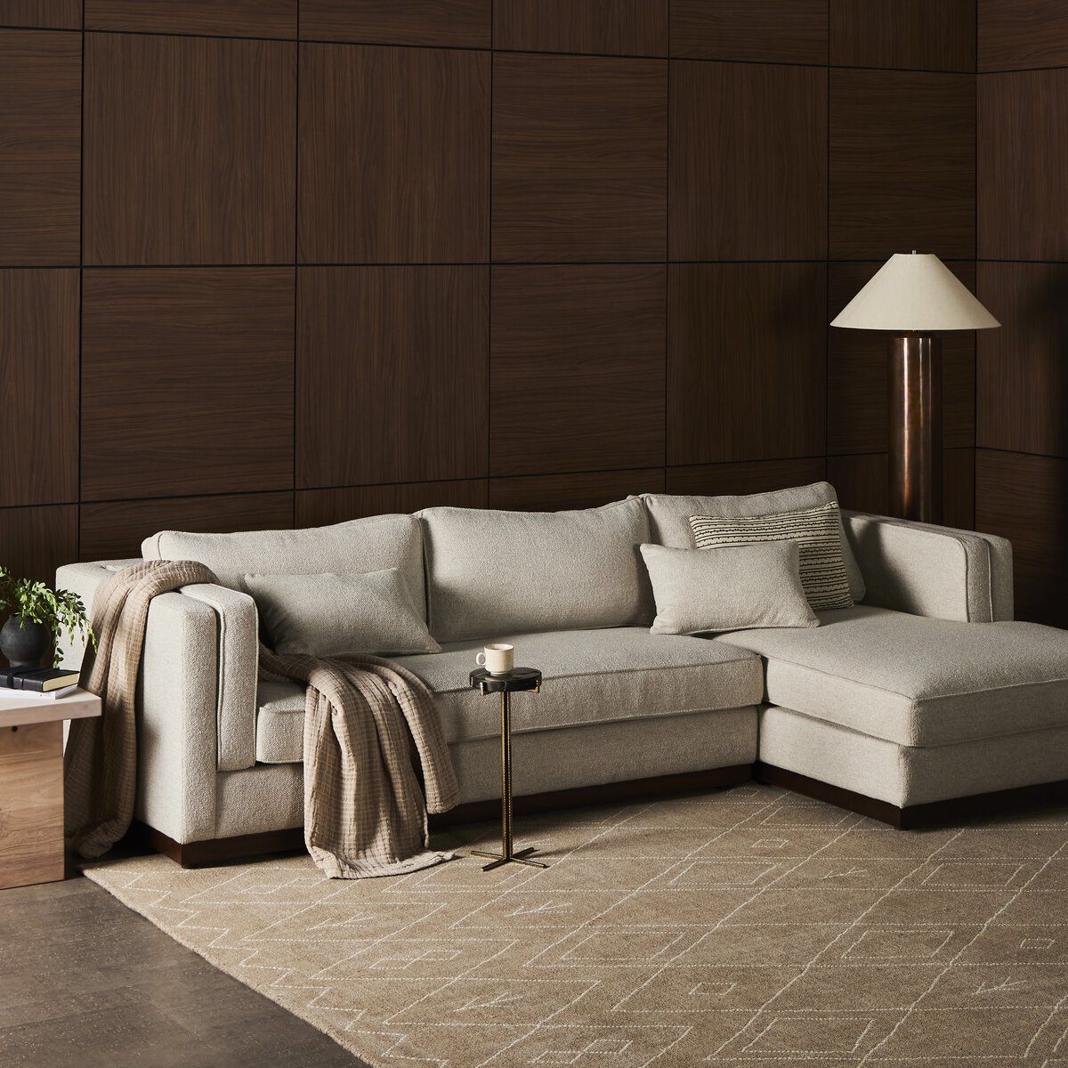 Lawrence 2-piece Sectional W/ Chaise