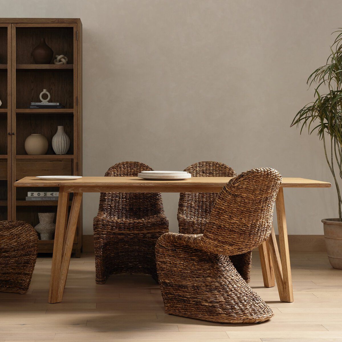 Leah Dining Table