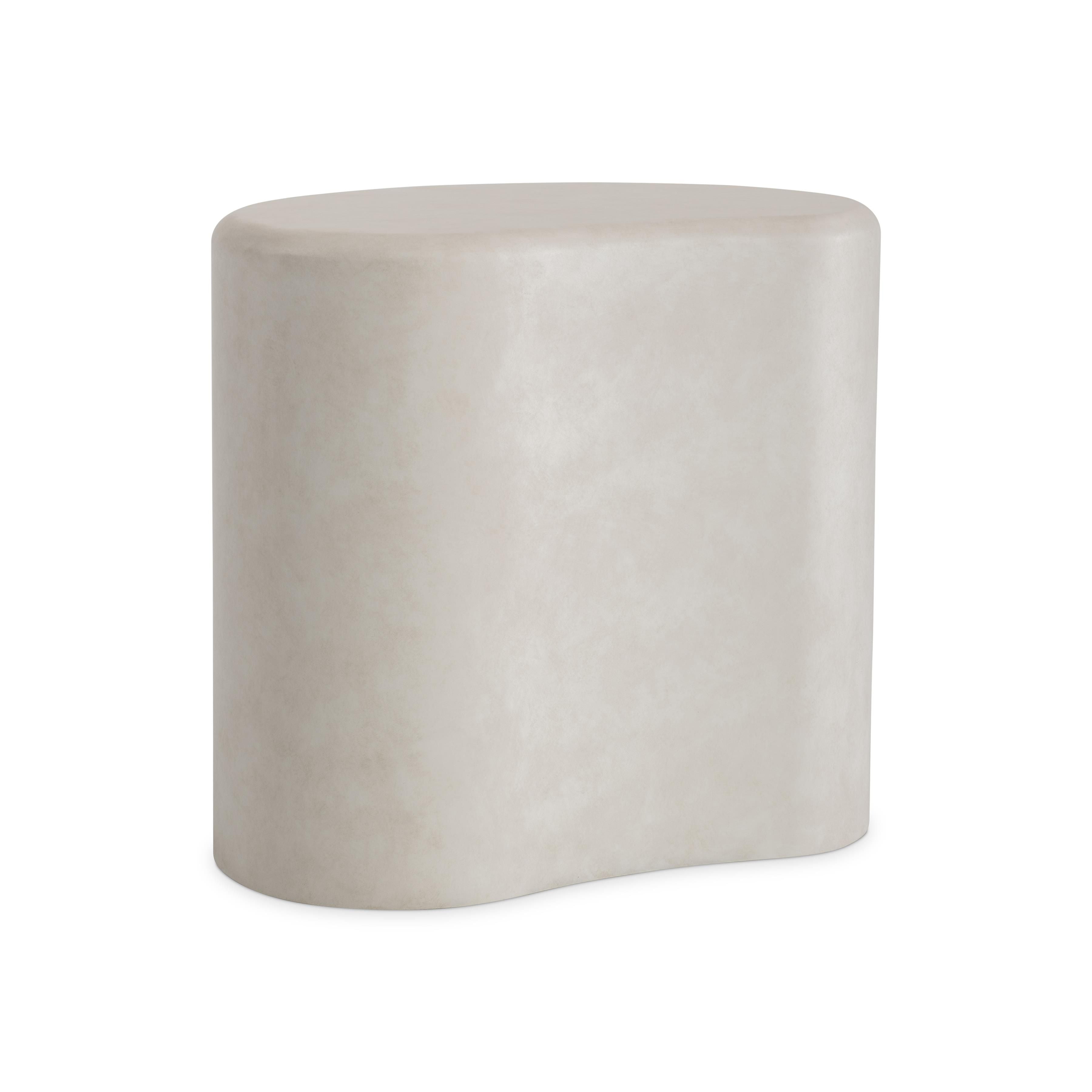 Bernhardt Furniture – Nova Side Table