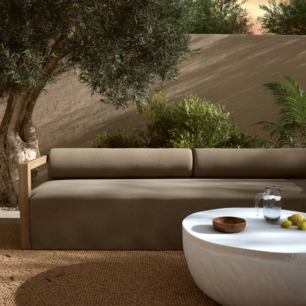 Laskin Outdoor Sofa-106"